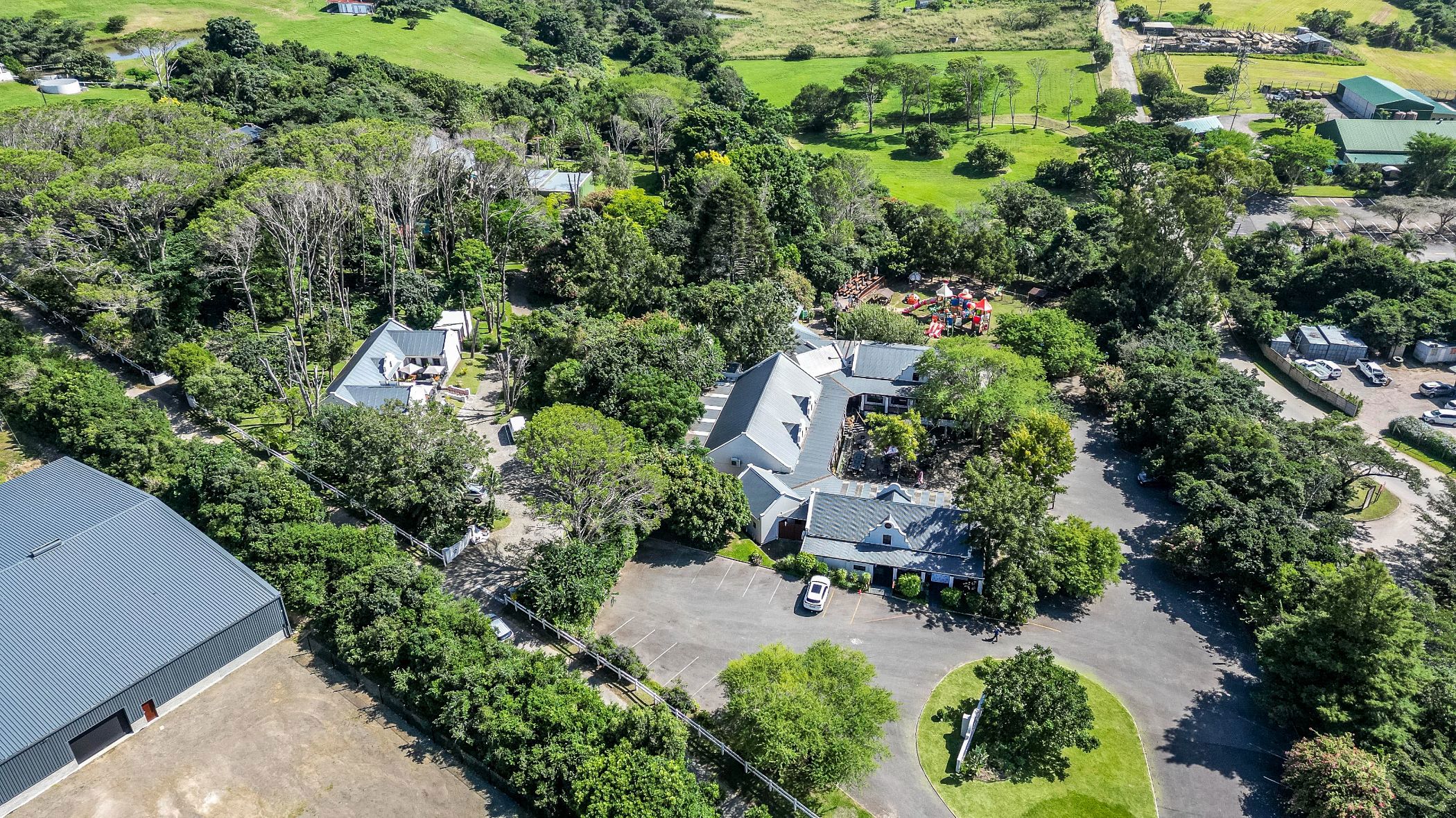 89330 m&sup2; commercial industrial property for sale in East London