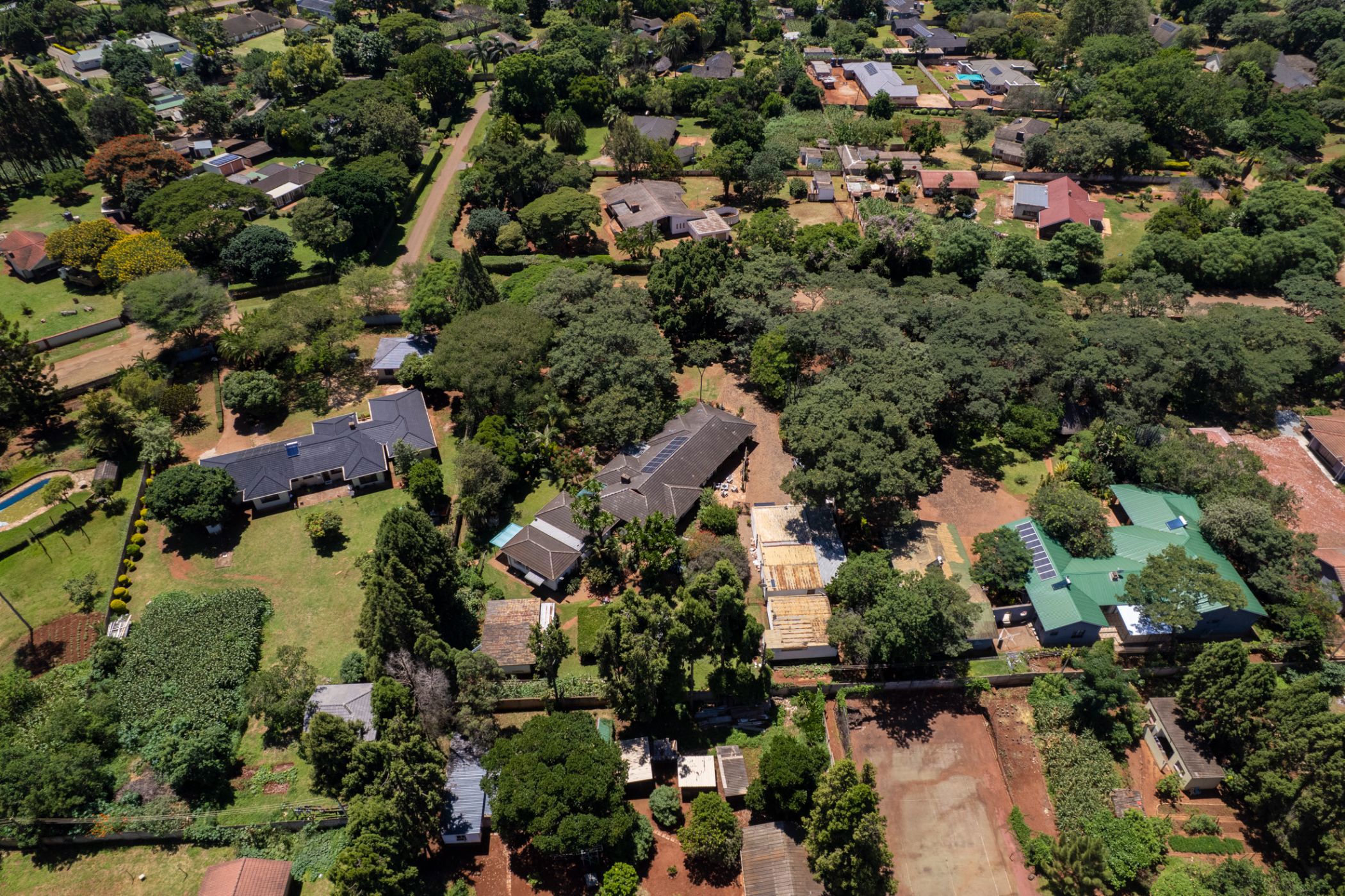 5 bedroom house for sale in Bluffhill (Zimbabwe)