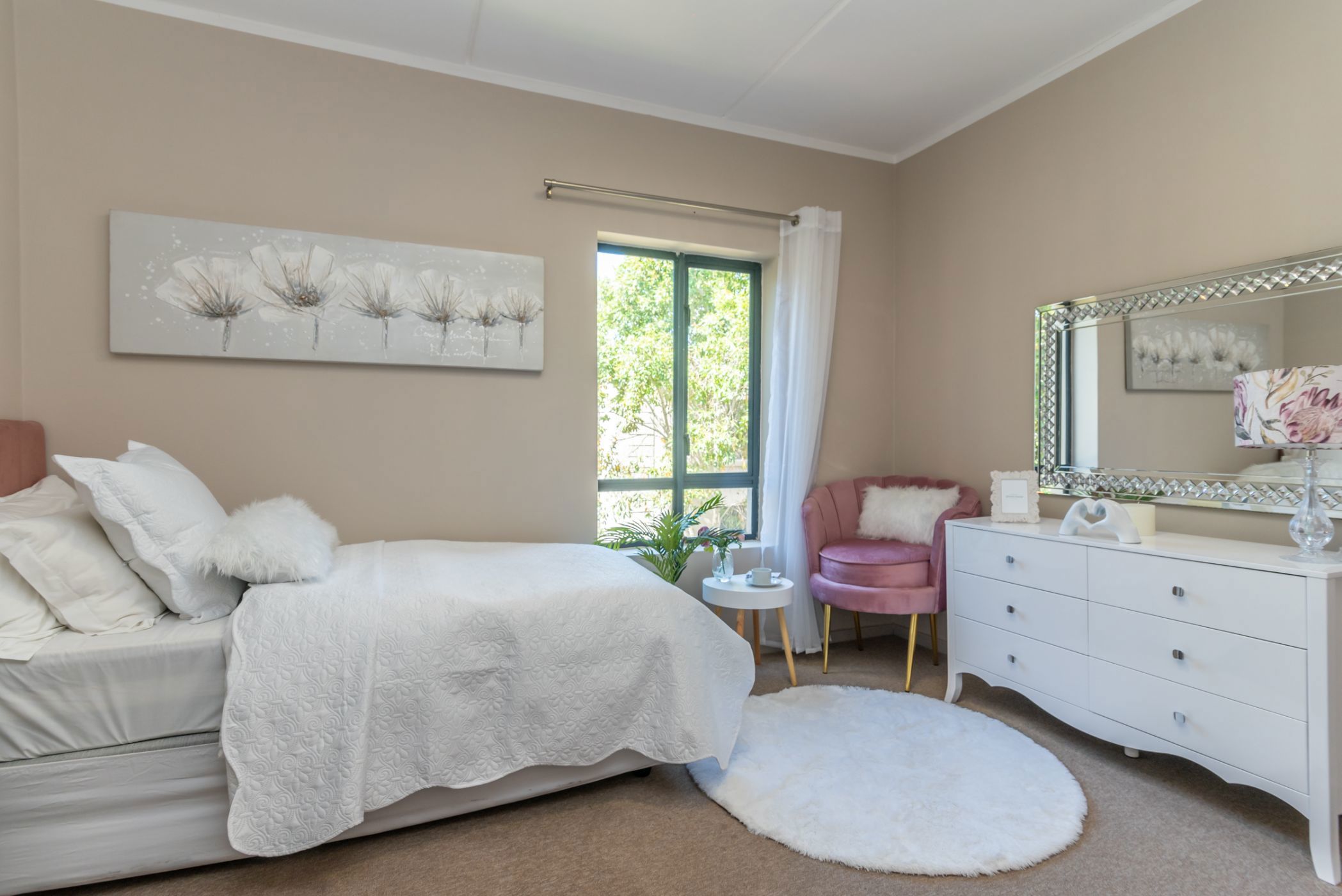 1 bedroom apartment for sale in Pinelands (Cape Town)