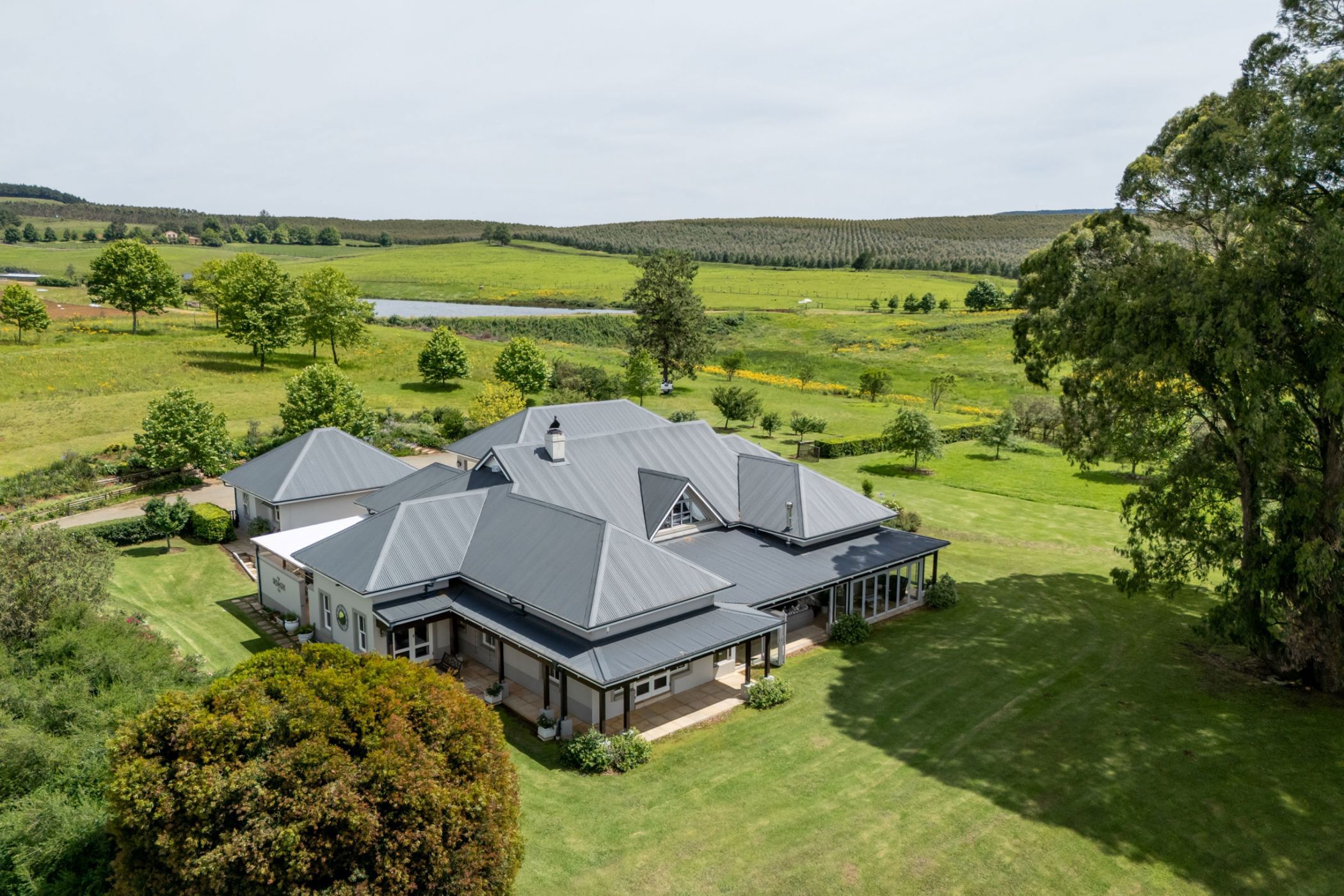 5 bedroom single-storey house for sale in Currys Post