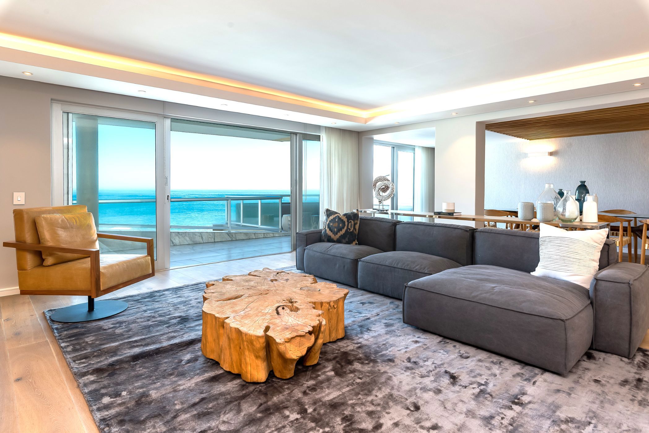 3 bedroom apartment for sale in Clifton