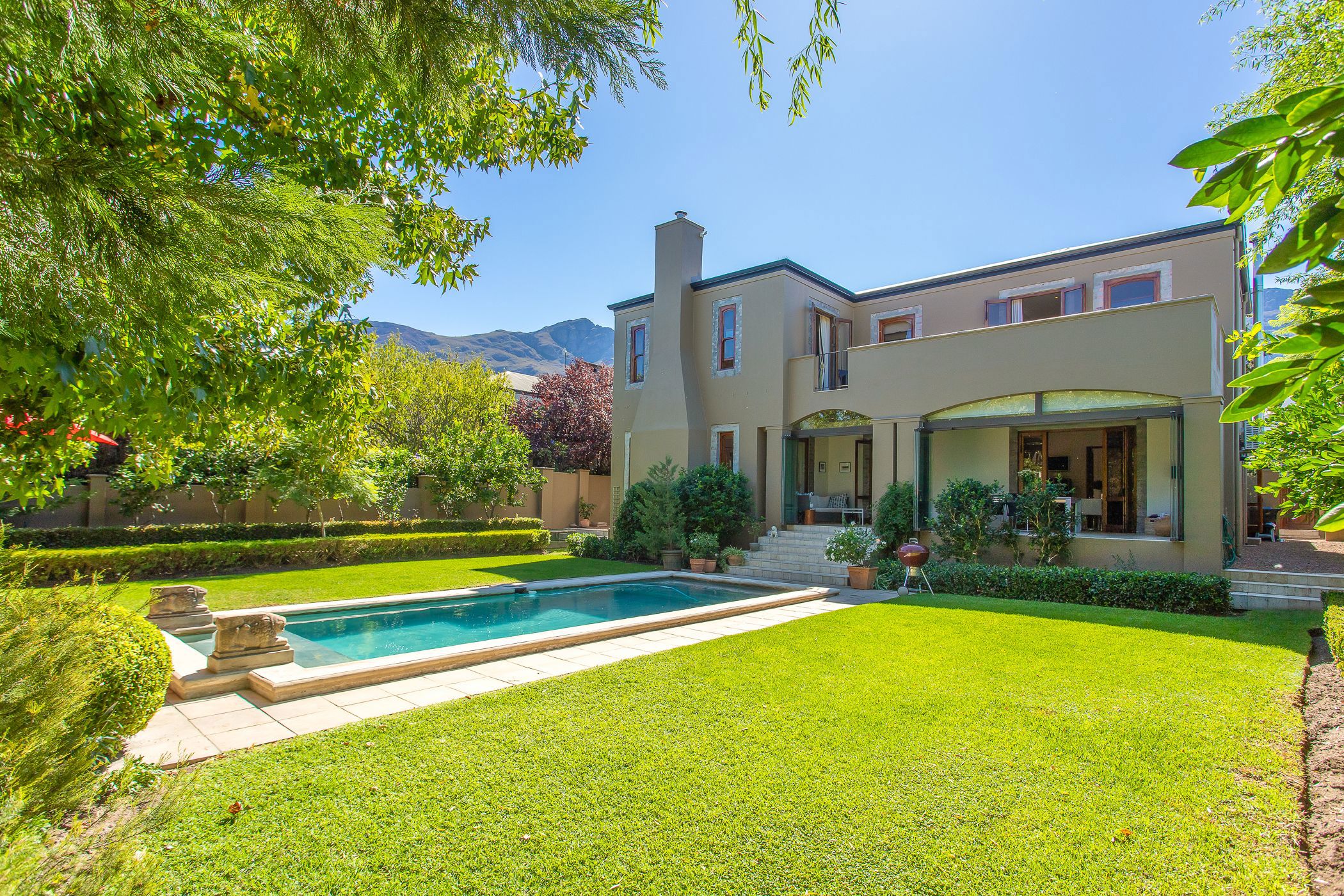3 bedroom double-storey house for sale in Franschhoek