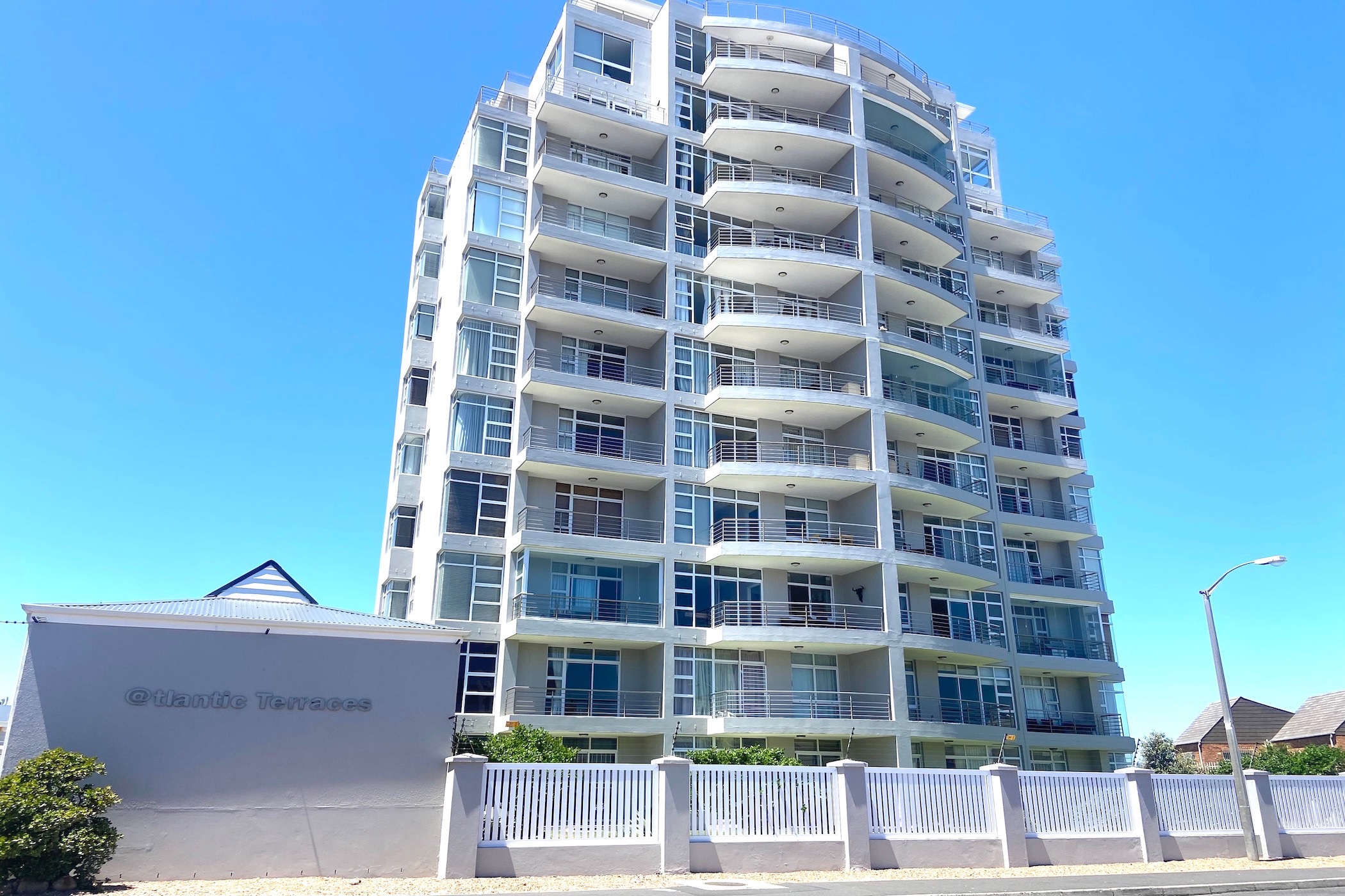 2 bedroom apartment to rent in Bloubergrant