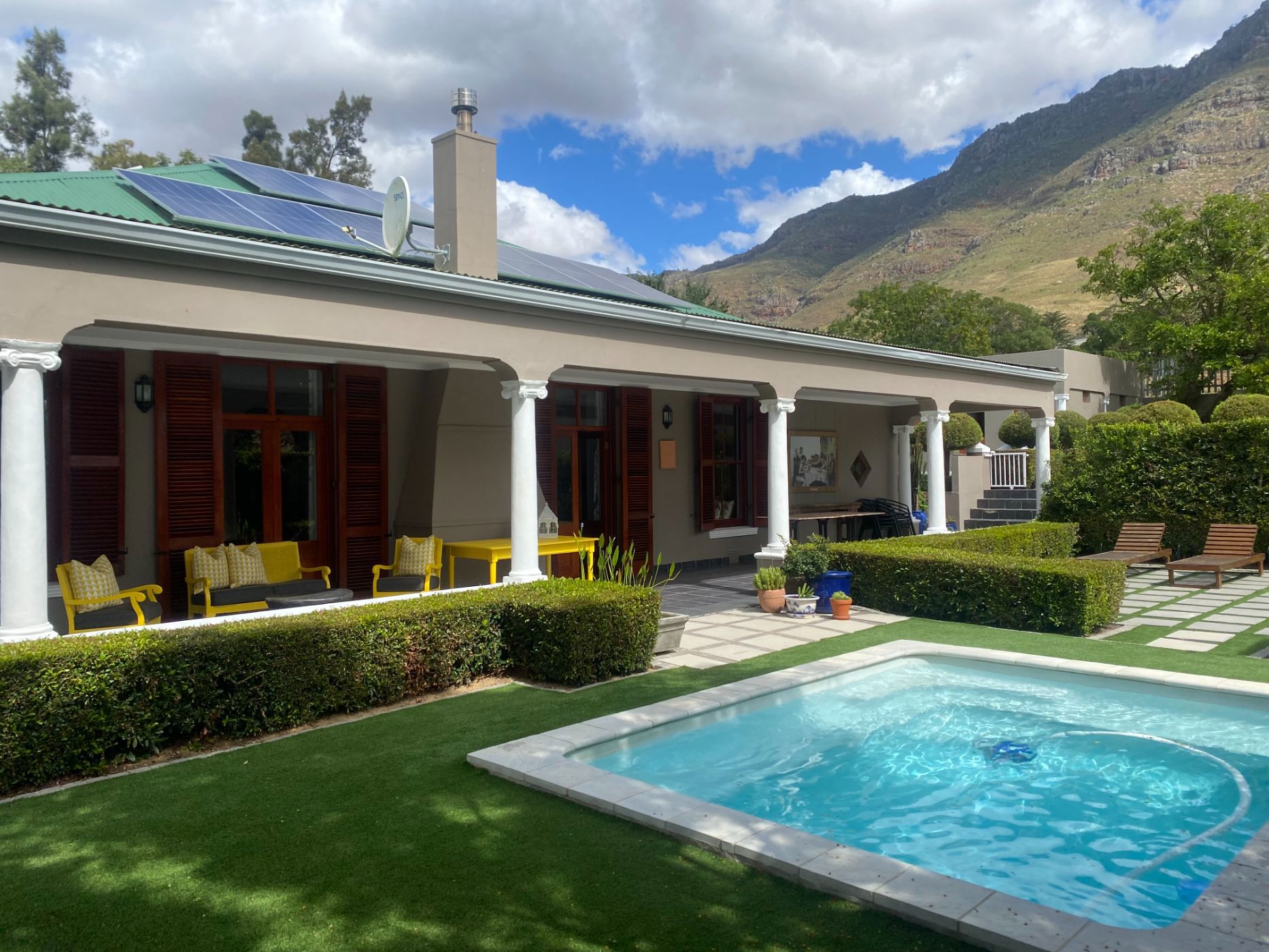 6 bedroom house for sale in Riebeek West