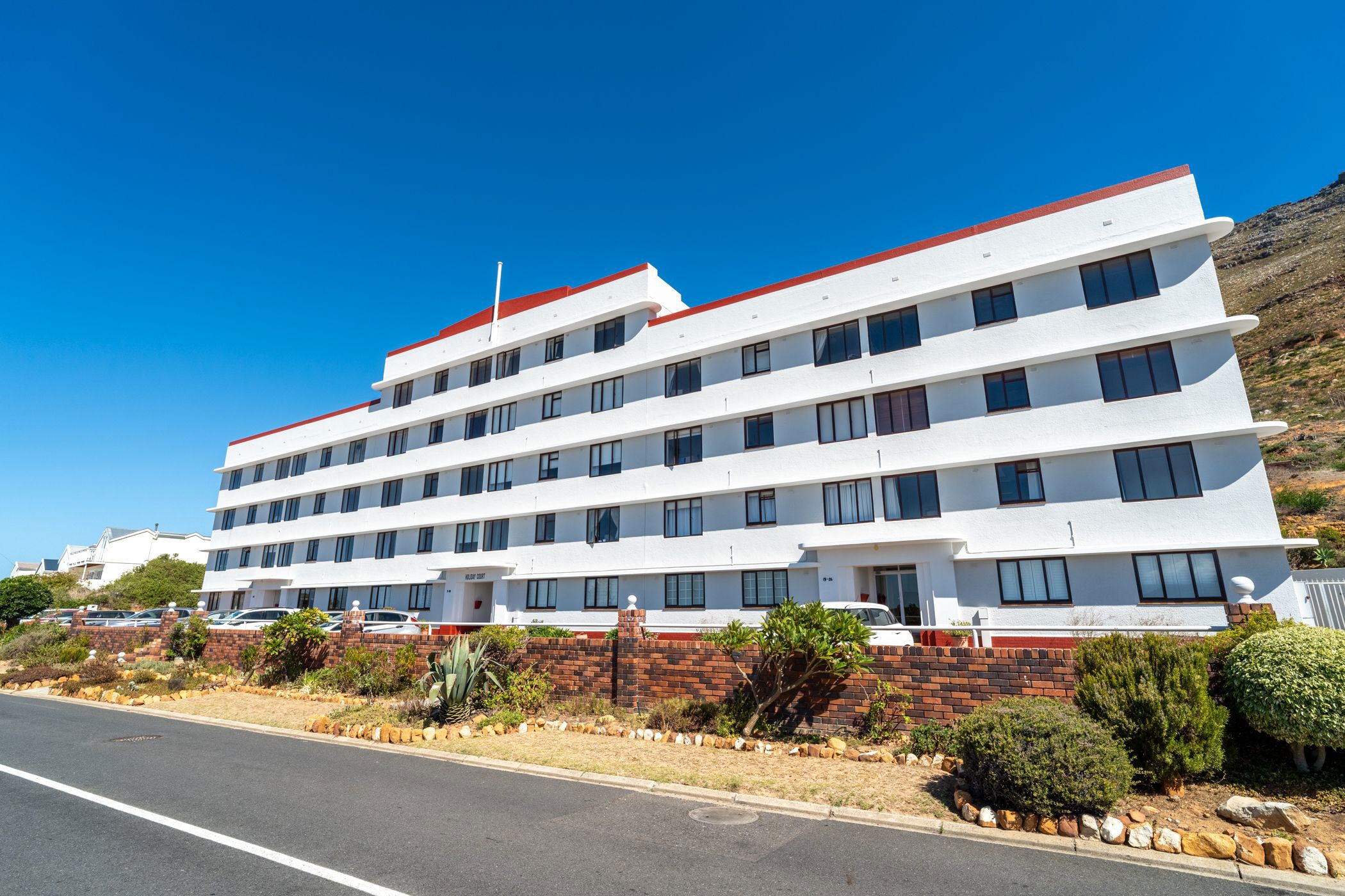 2 bedroom apartment for sale in Simons Town