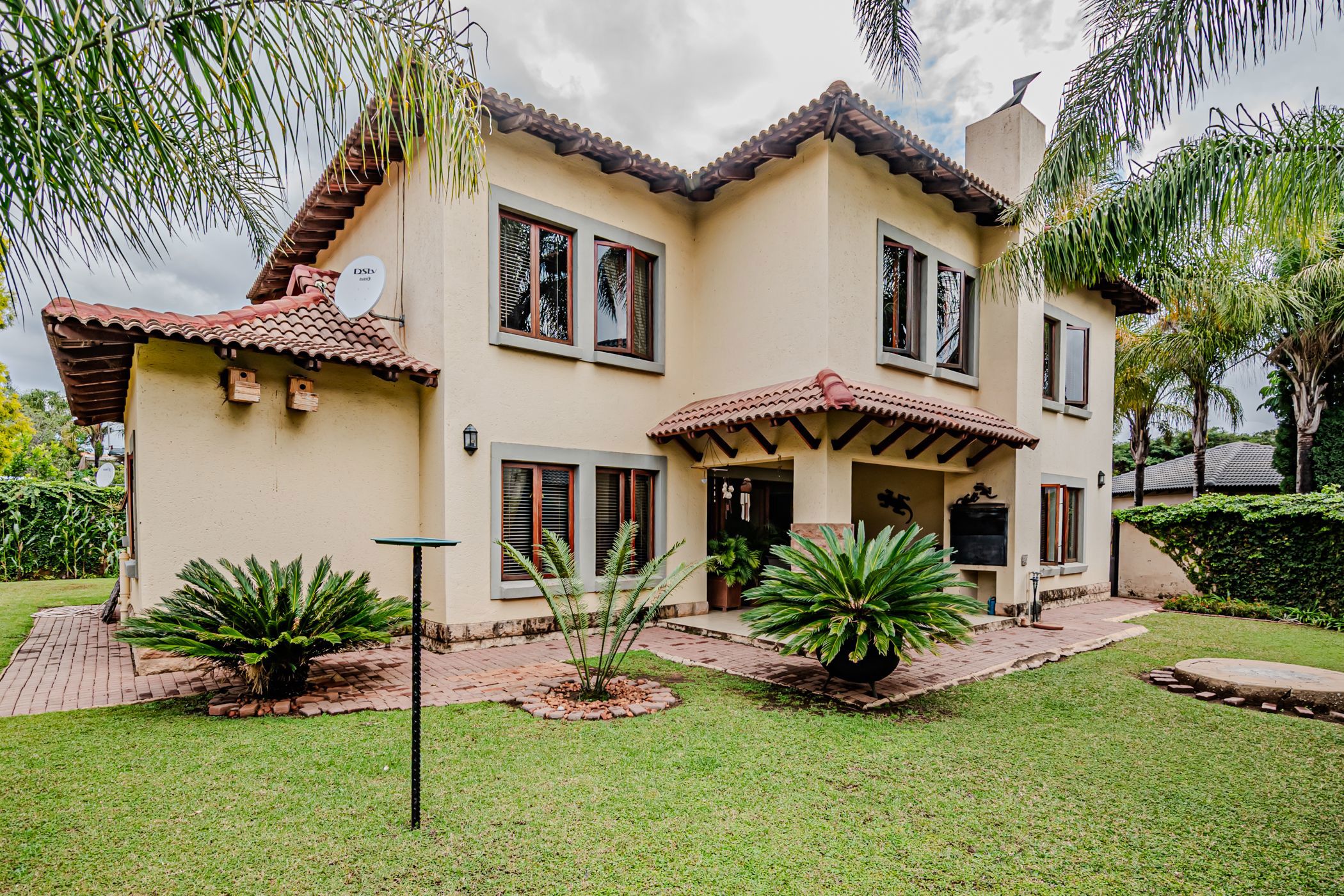 4 bedroom house for sale in Six Fountains