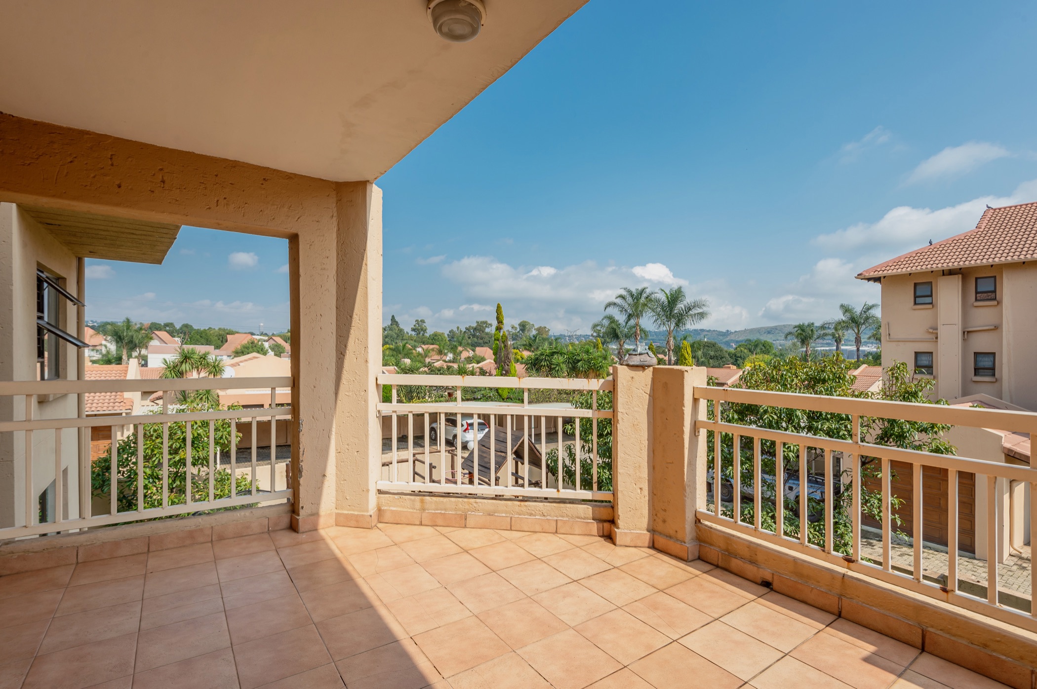 3 bedroom apartment for sale in Bedfordview