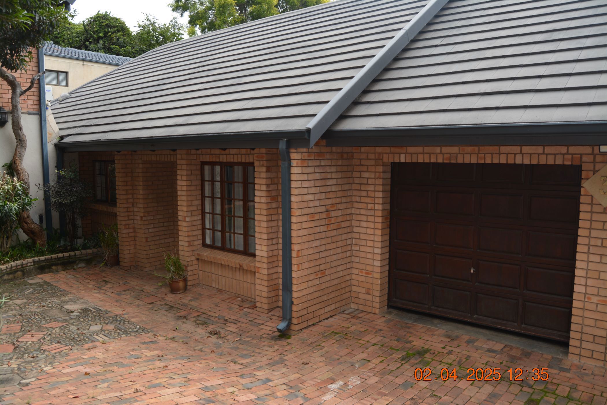 3 bedroom house to rent in Sonheuwel