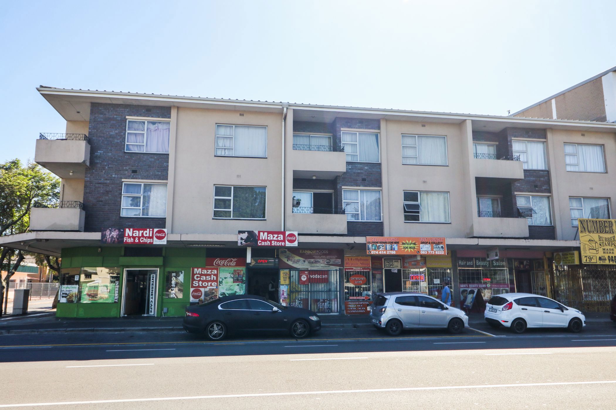 14 bedroom apartment for sale in Boston (Bellville)