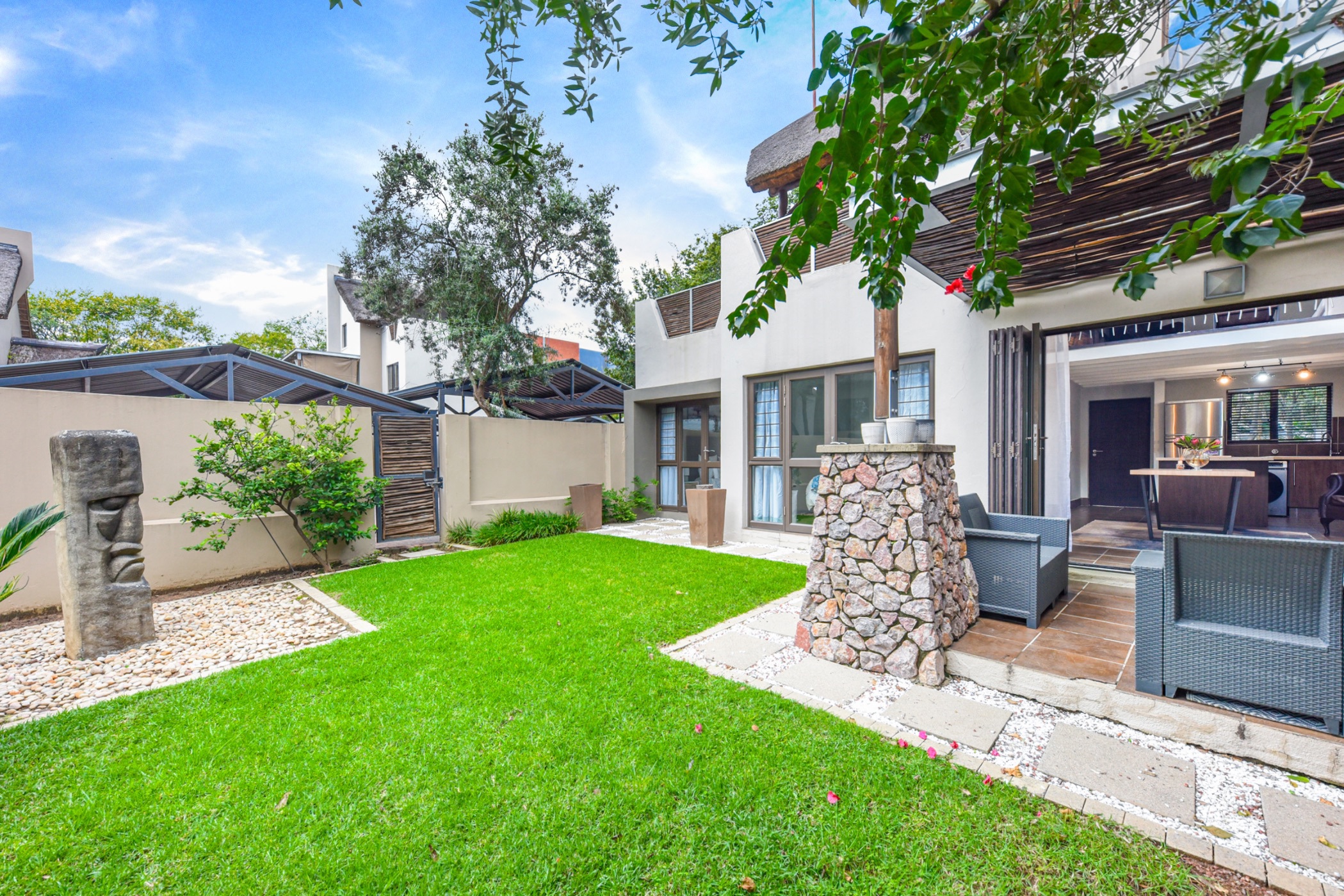 2 bedroom townhouse for sale in Douglasdale