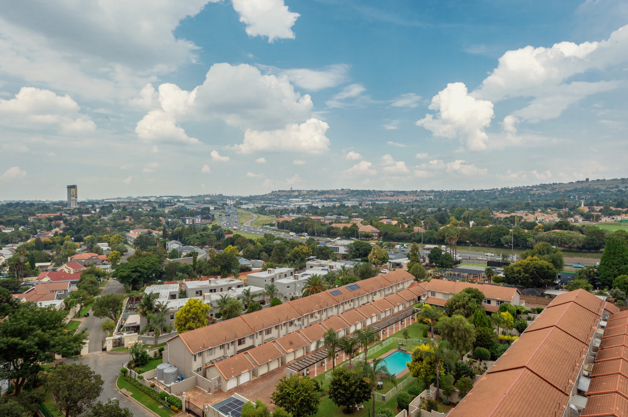 2 bedroom townhouse for sale in Bedfordview