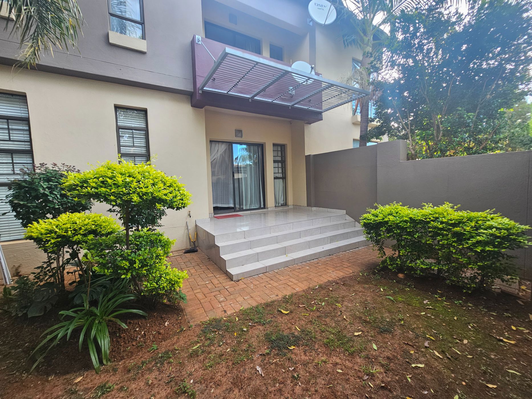 2 bedroom townhouse to rent in Bendor Park