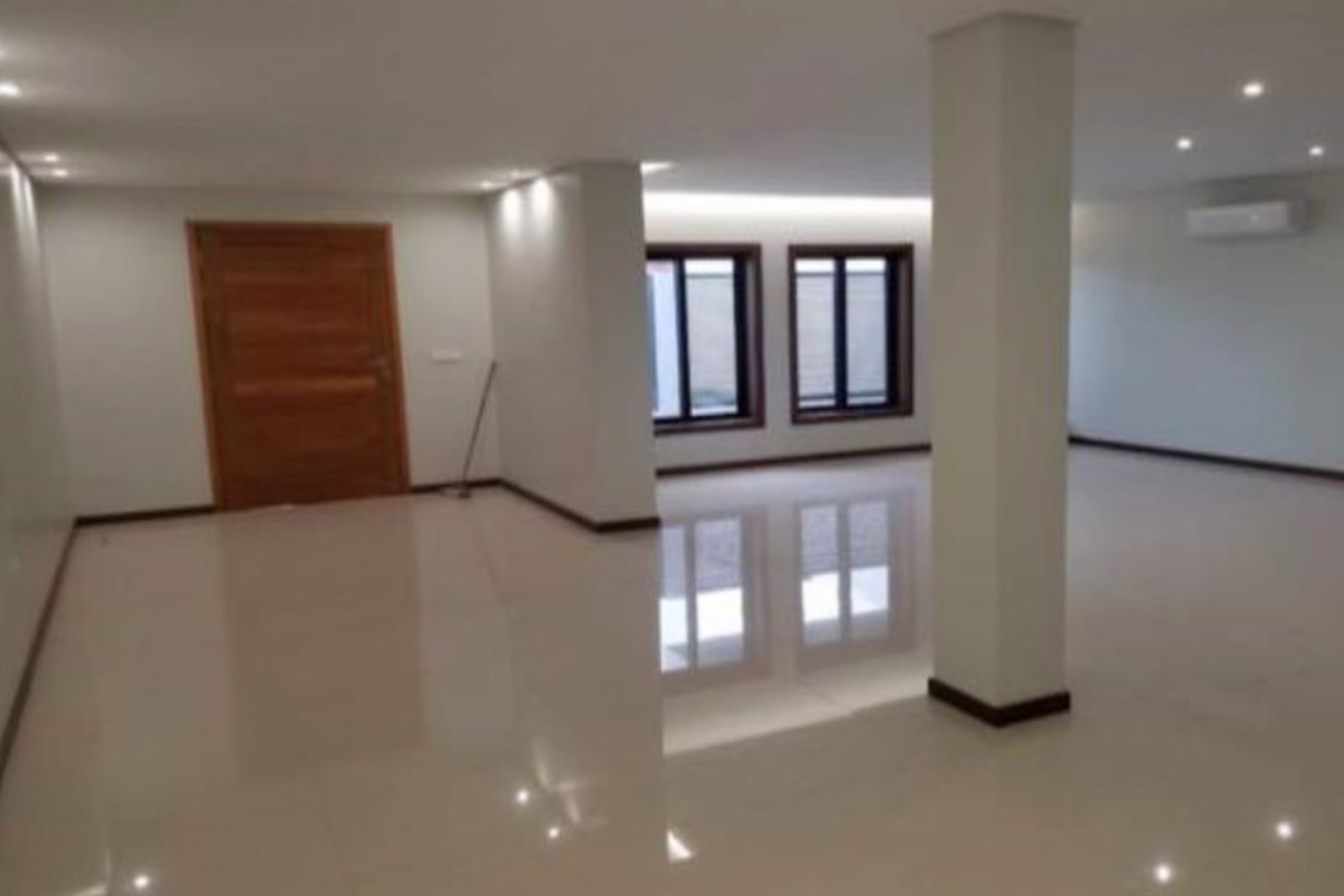 Commercial business to rent in Maputo  (Mozambique)