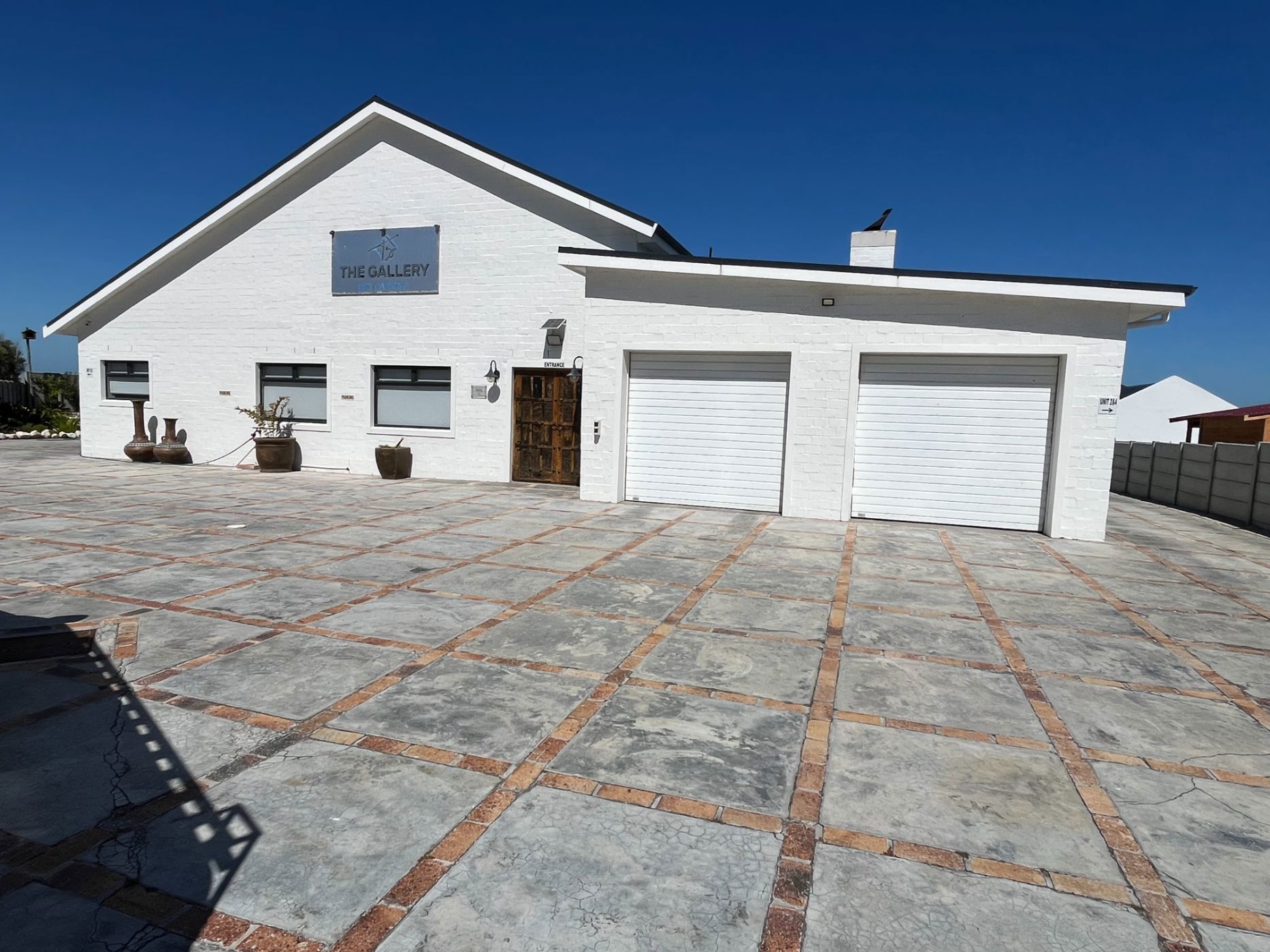 5 guest room guesthouse for sale in Franskraal
