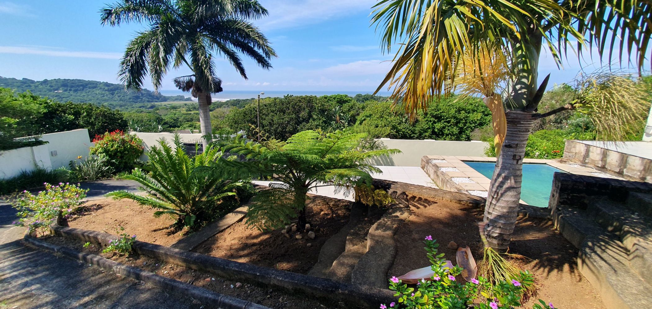 4 bedroom multi-storey house for sale in Palm Beach
