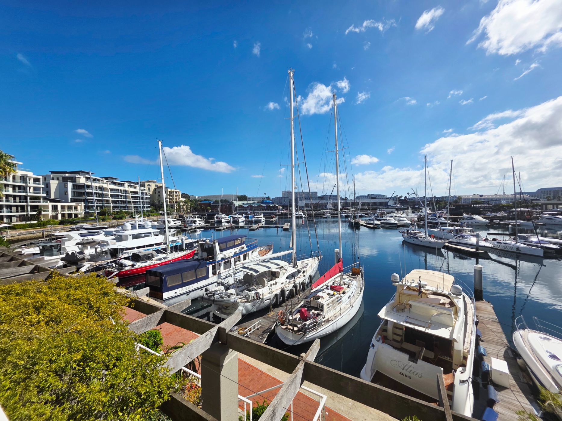 3 bedroom apartment to rent in Waterfront (Cape Town)