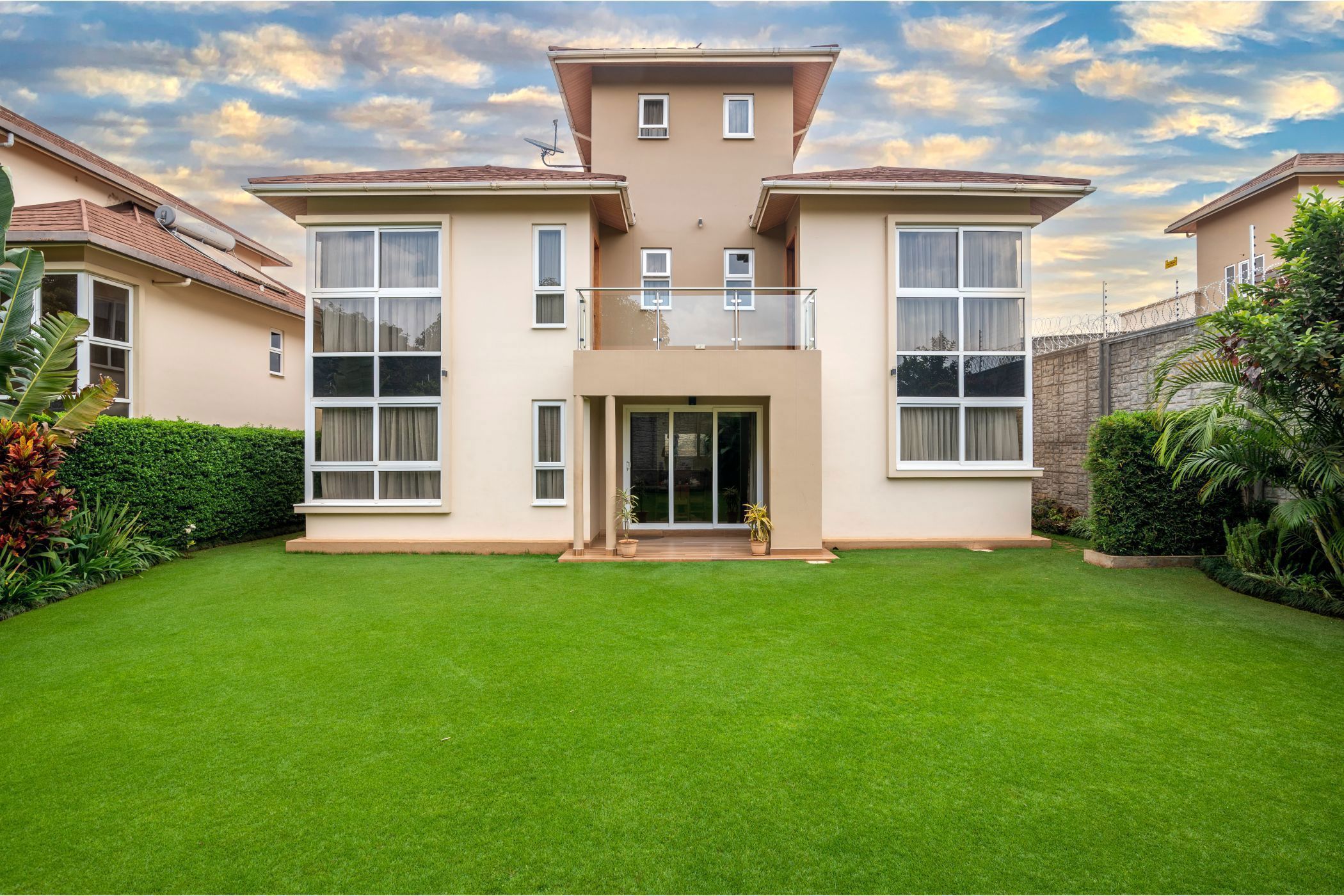 3 bedroom multi-storey house to rent in Kiambu Road (Kenya)