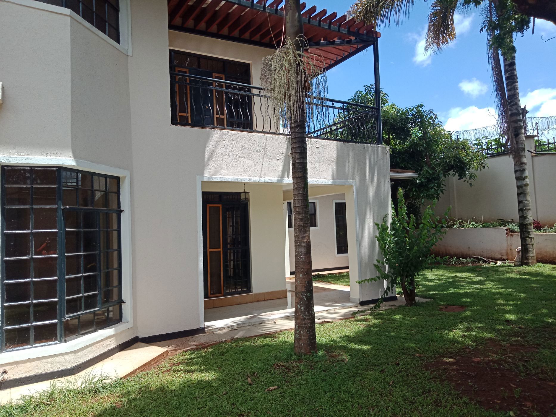 4 bedroom townhouse to rent in Kiambu Road (Kenya)