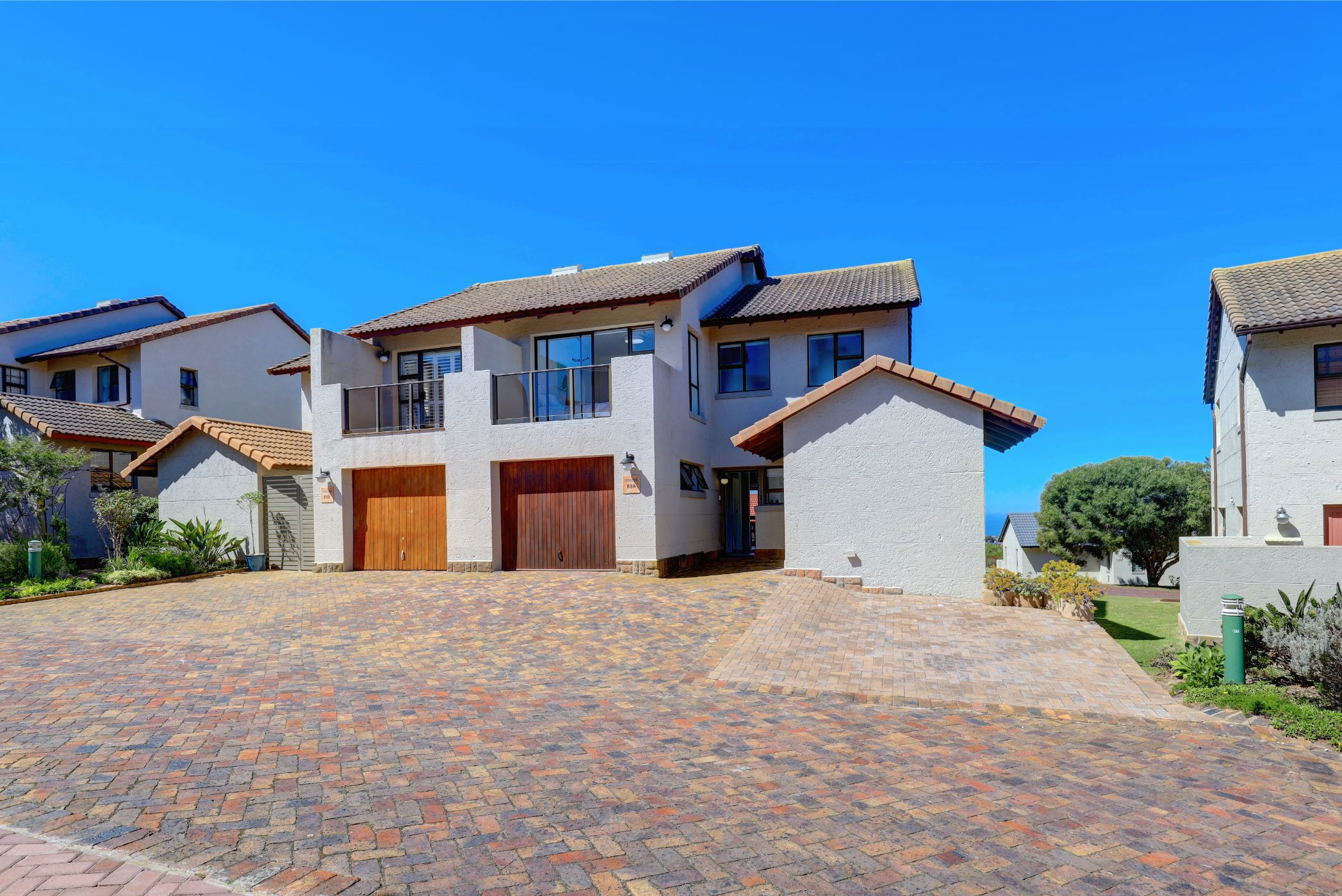 3 bedroom townhouse for sale in Mossel Bay Golf Estate