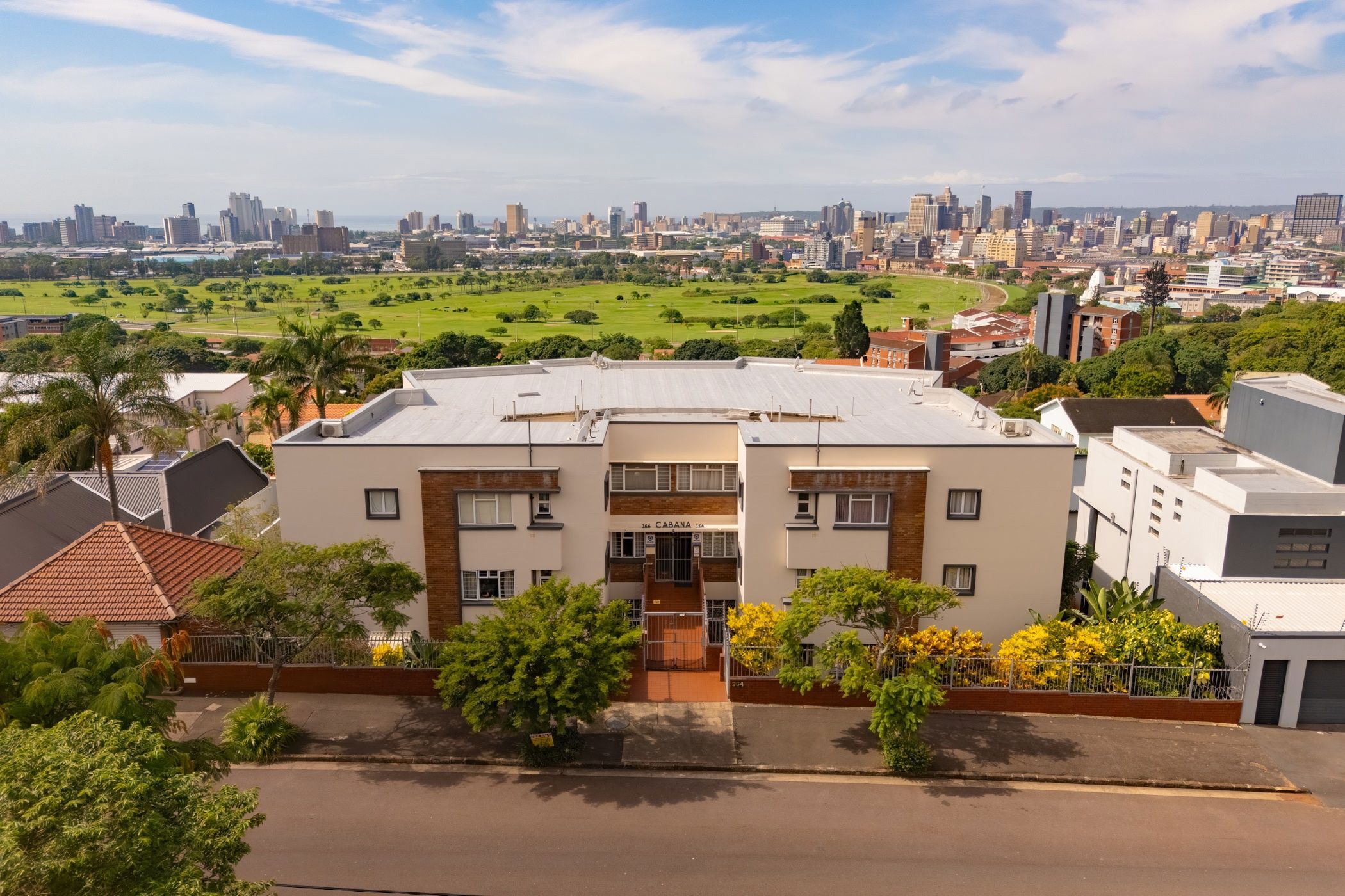 2 bedroom apartment for sale in Essenwood
