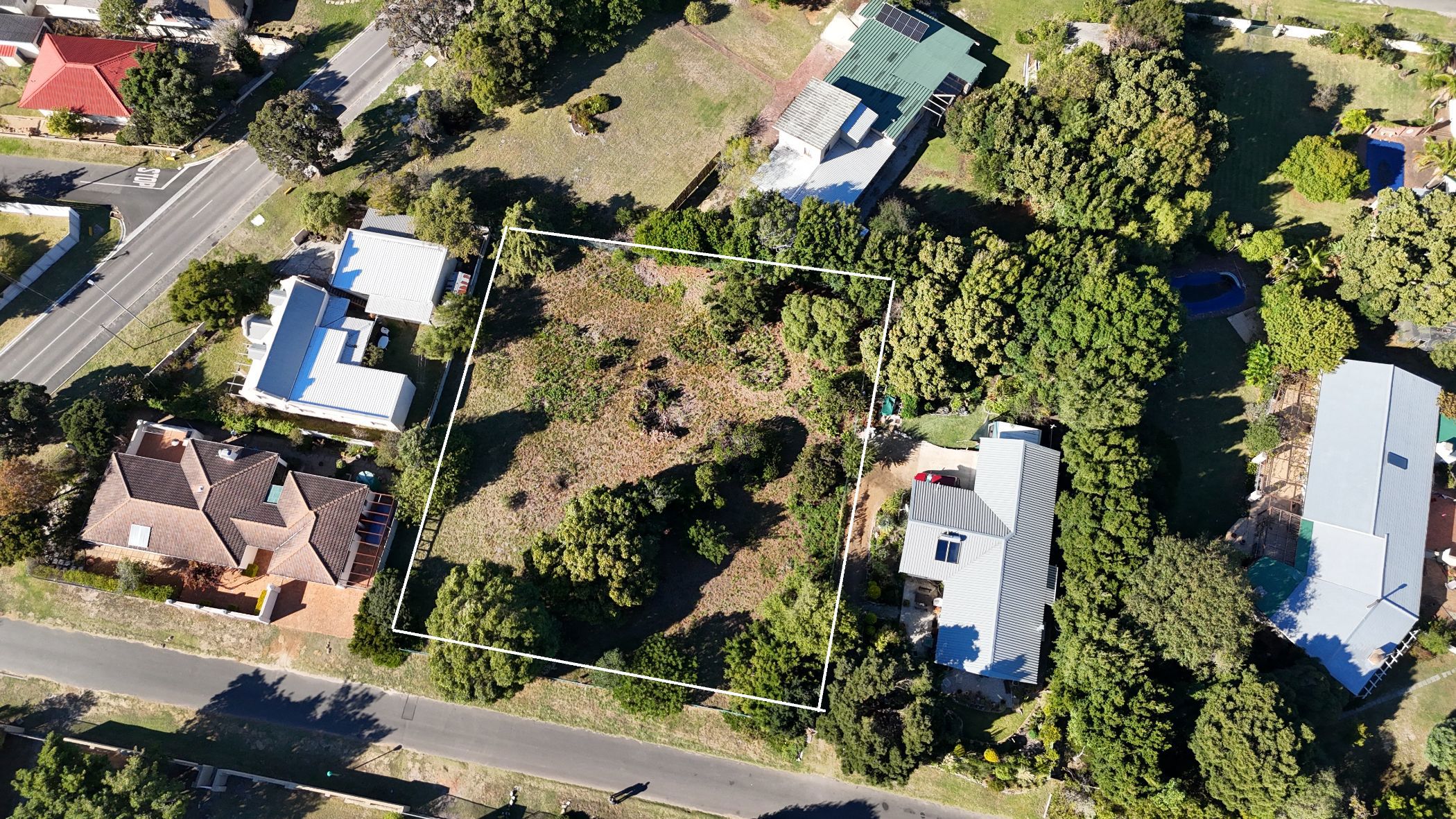 2180 m&sup2; vacant land for sale in Kleinmond