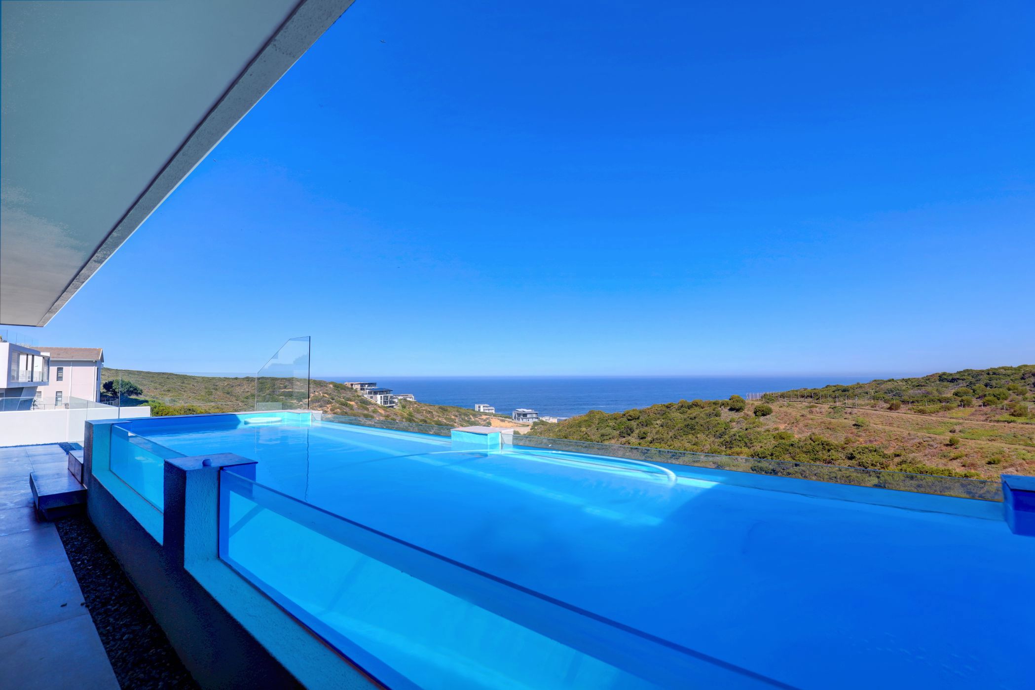 4 bedroom house for sale in Pinnacle Point Golf Estate