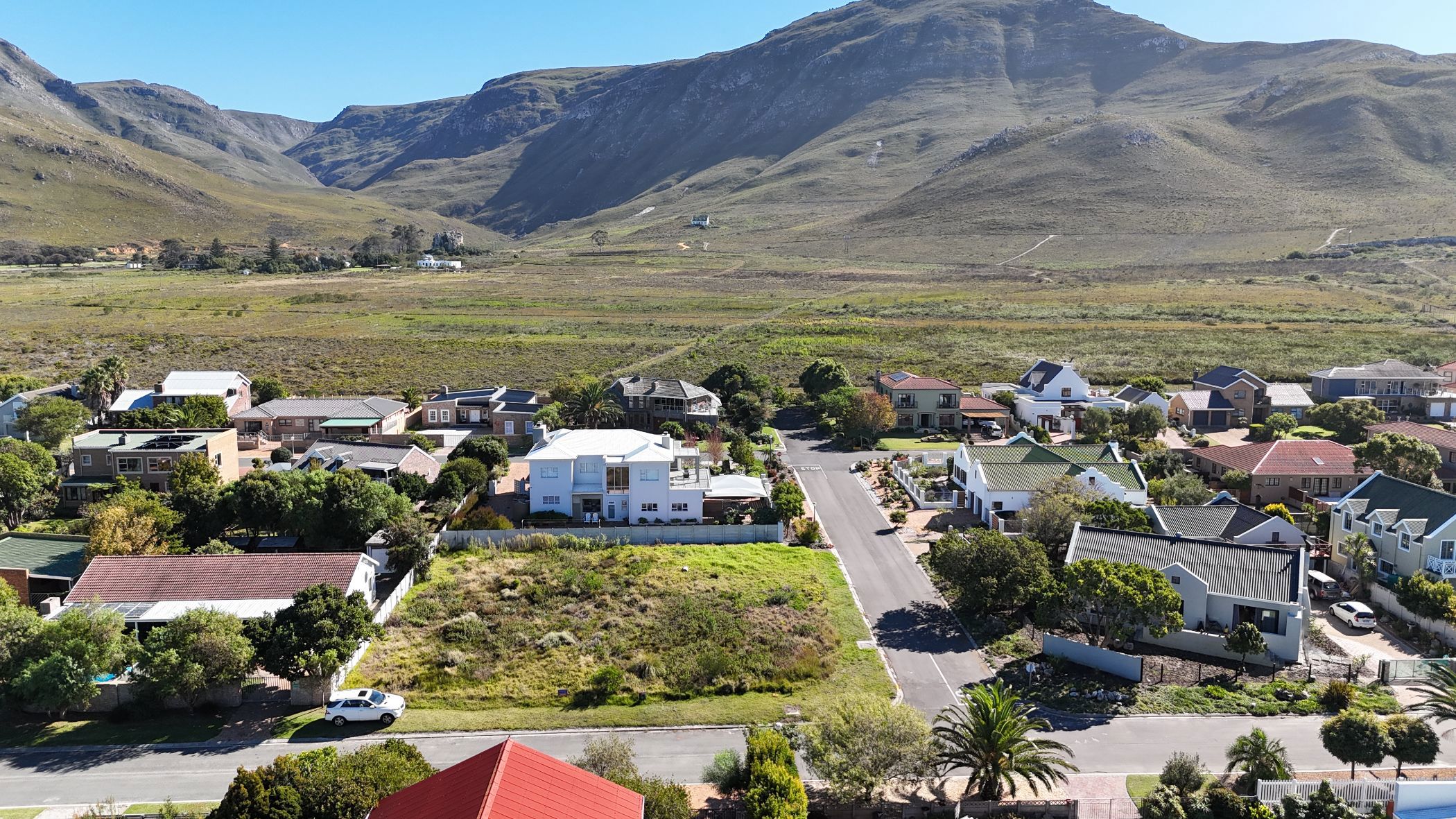 1045 m&sup2; vacant land for sale in Heuningkloof