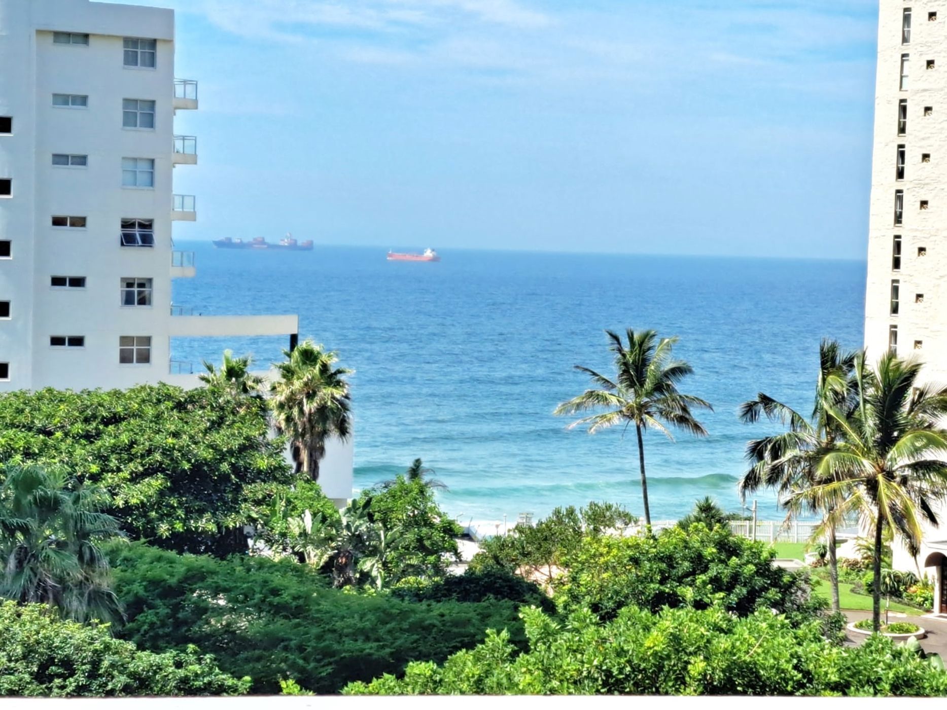 3 bedroom apartment for sale in uMhlanga Rocks