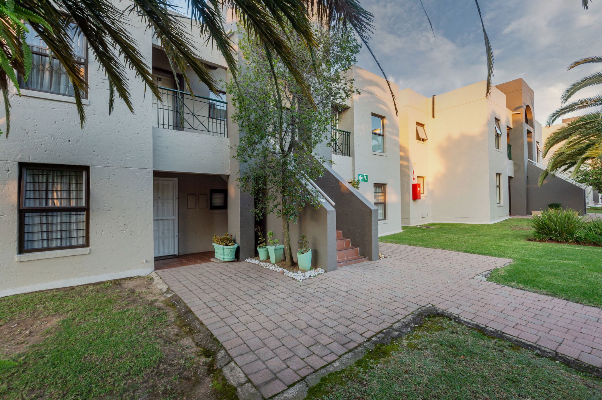 2 bedroom townhouse for sale in Marais Steyn Park