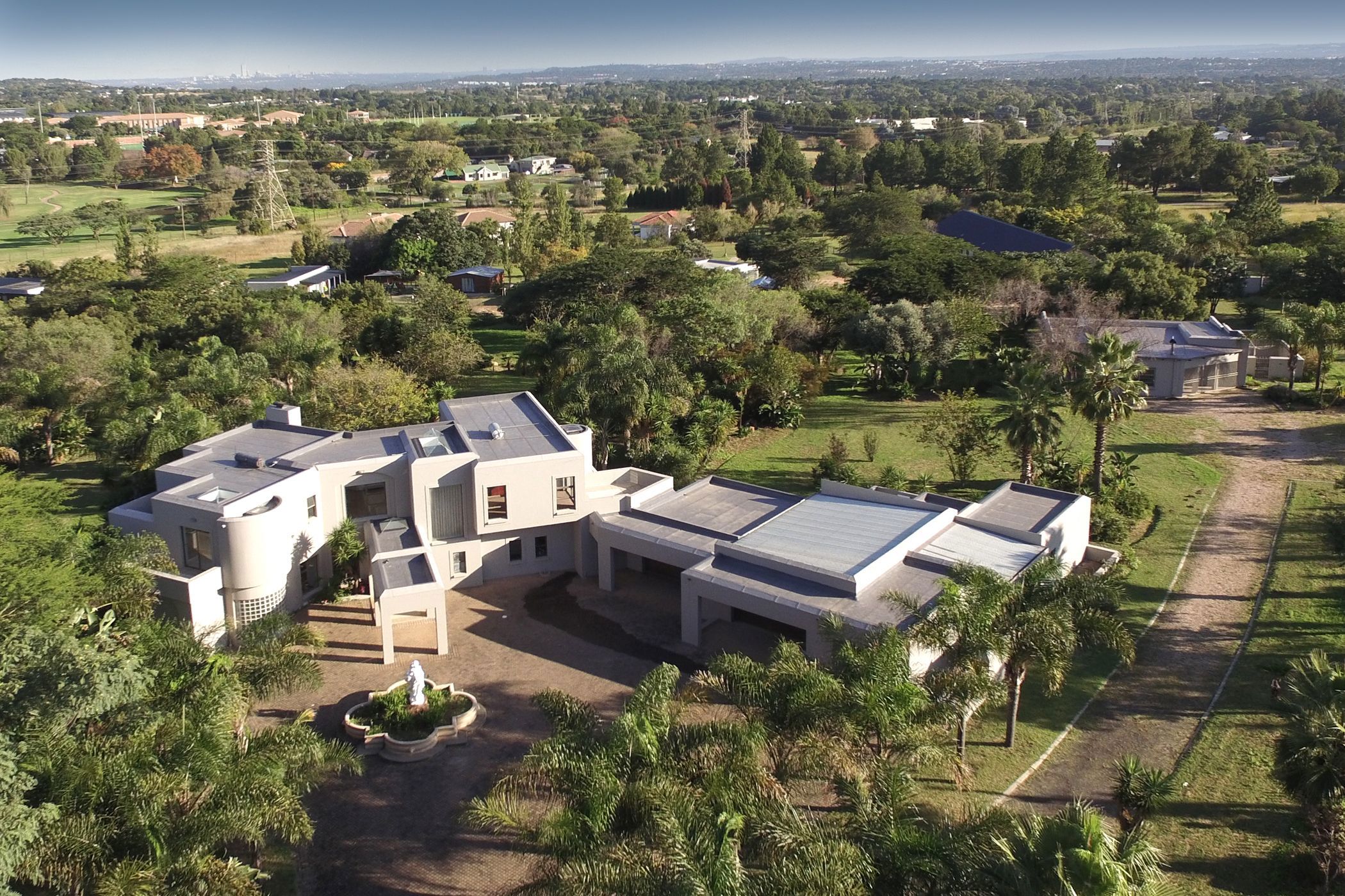 3 bedroom house for sale in Beaulieu