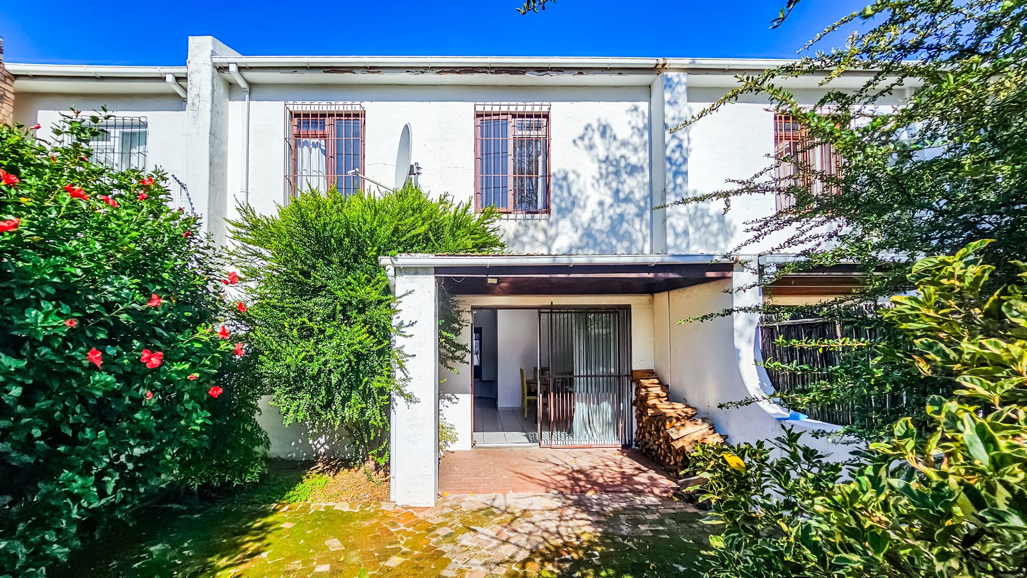 3 bedroom townhouse for sale in Esterville