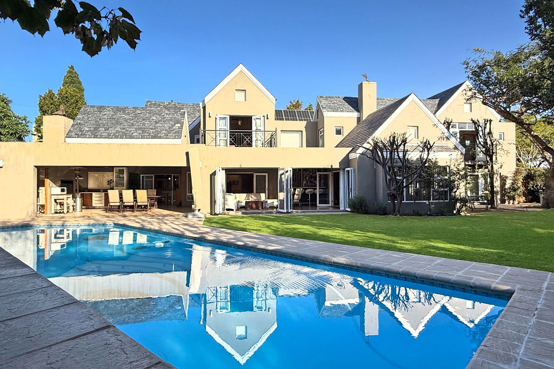 5 bedroom house for sale in Kyalami Estates