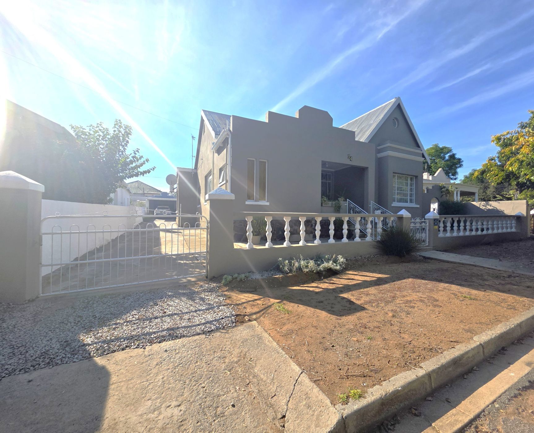 5 bedroom house for sale in Cradock