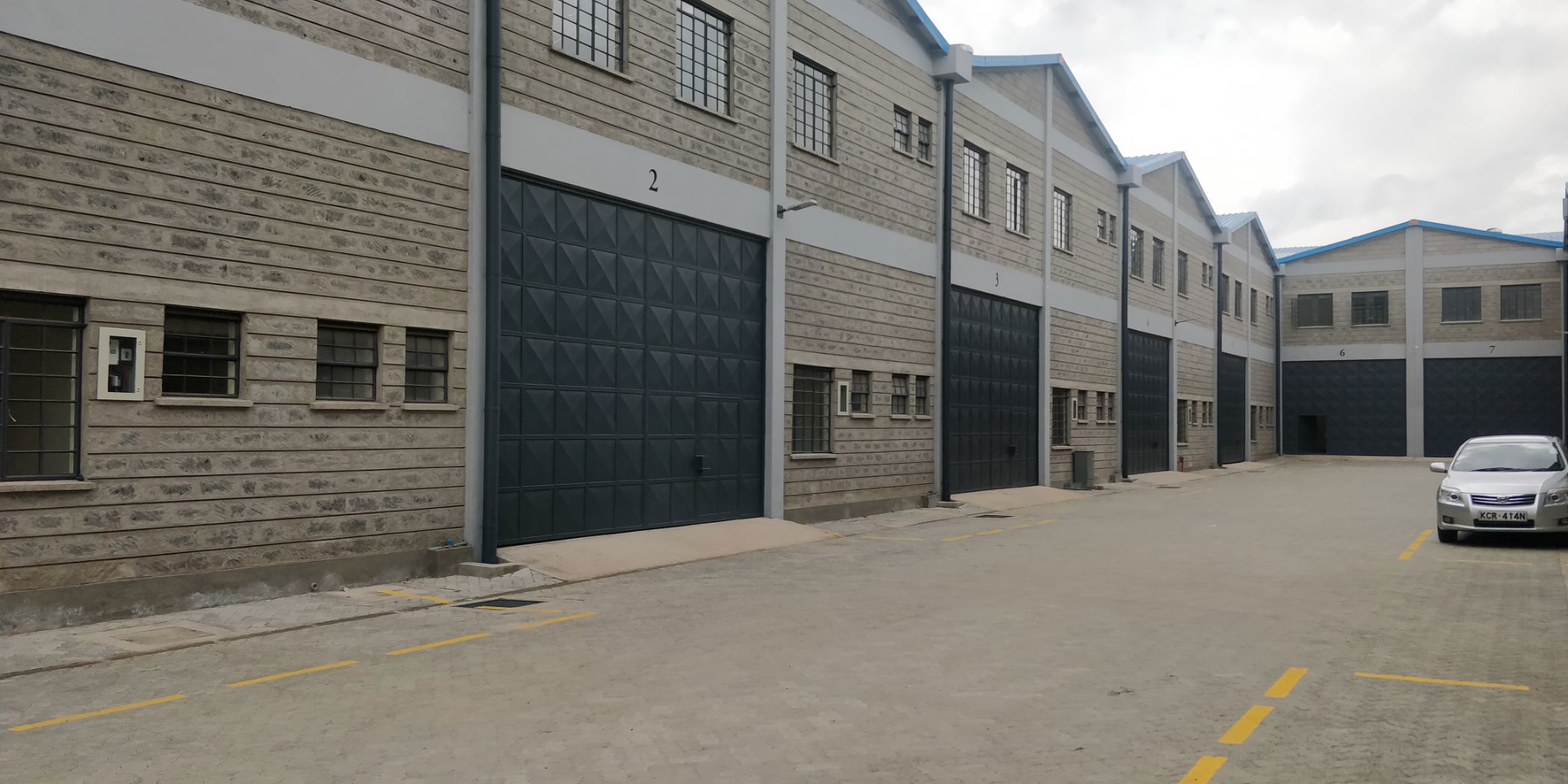 389 m&sup2; commercial industrial property to rent in Ruaraka (Kenya)