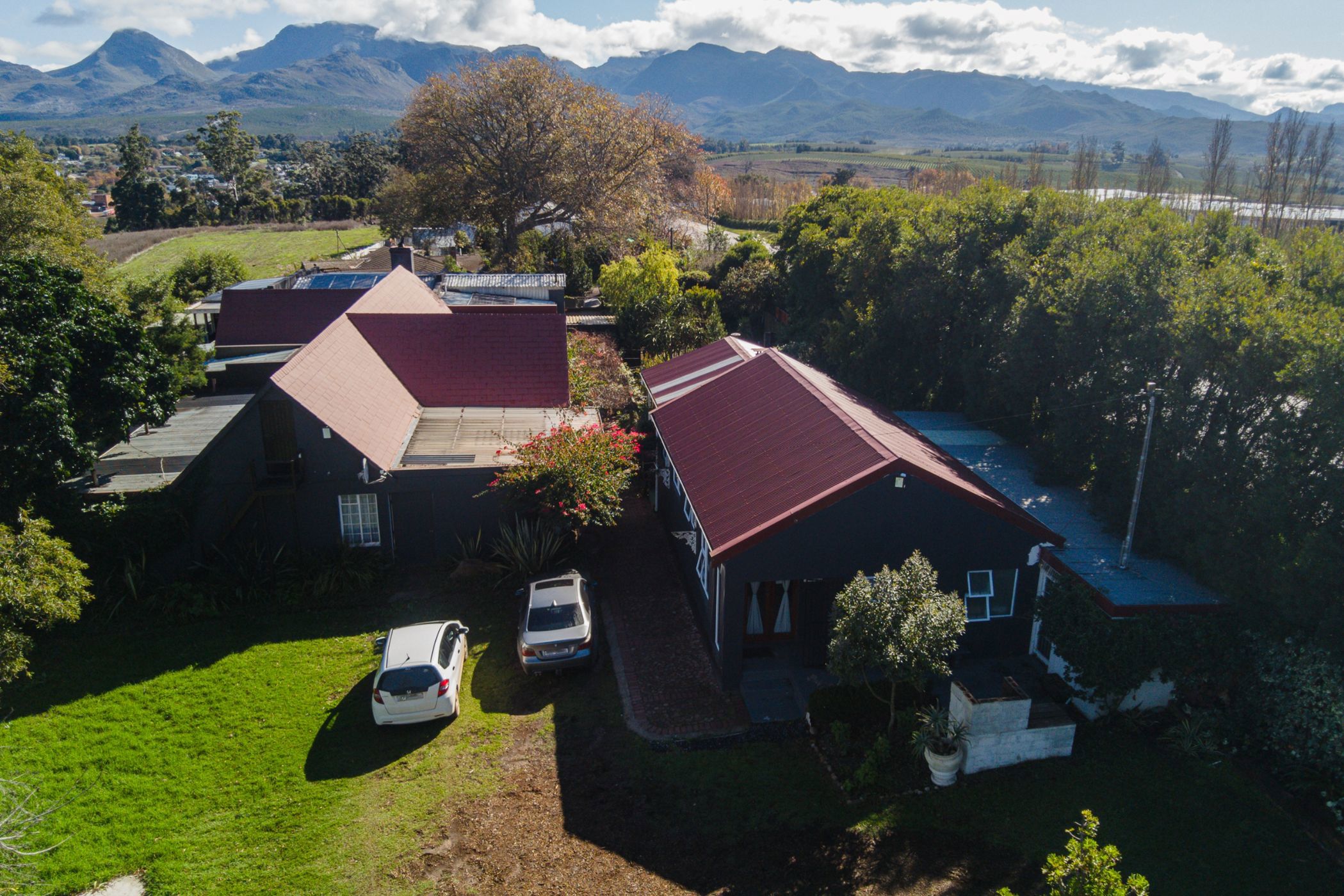 8 bedroom house for sale in Elgin District