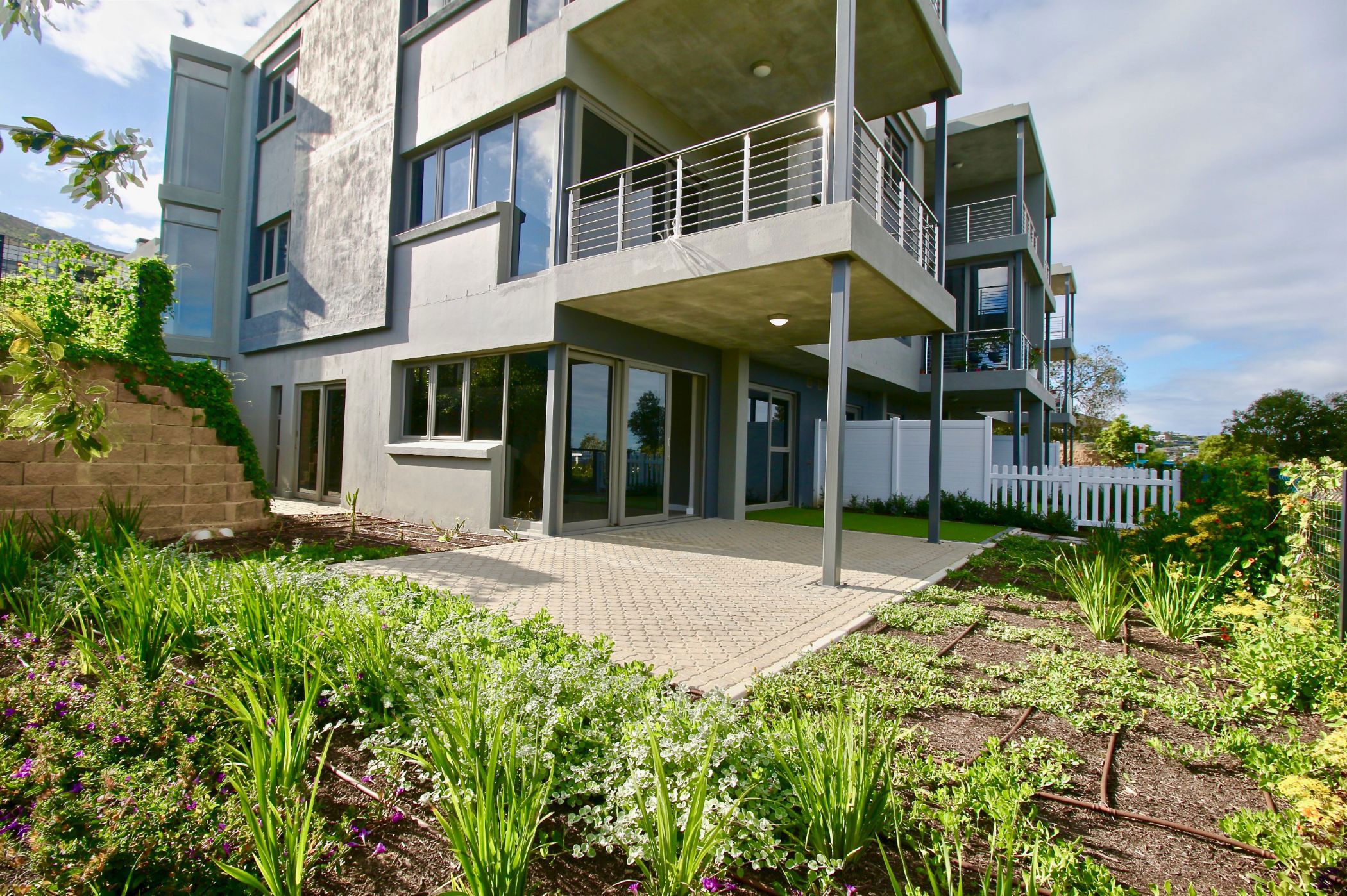 2 bedroom retirement apartment to rent in Plattekloof