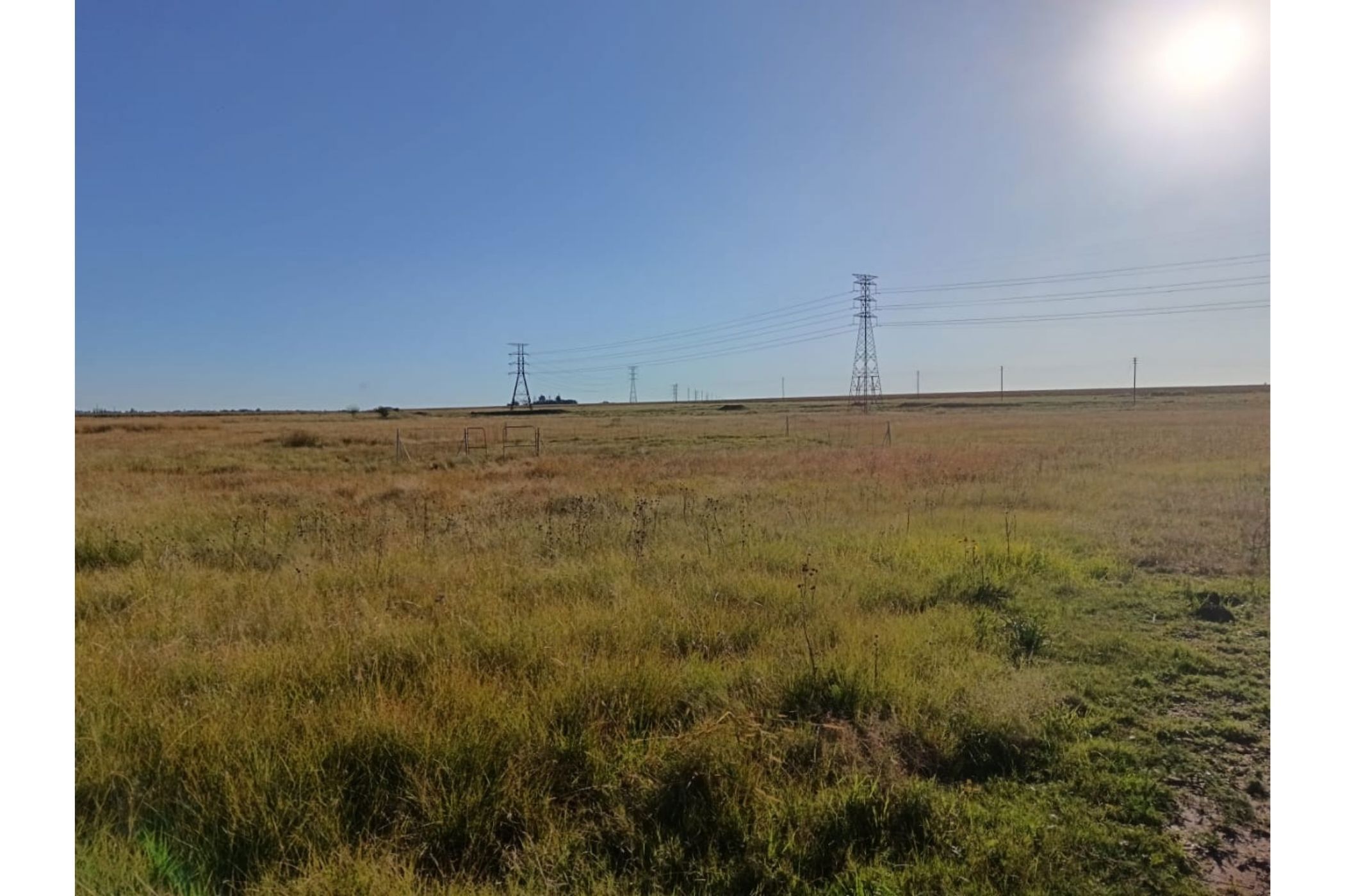 32233 m&sup2; vacant land for sale in Springs