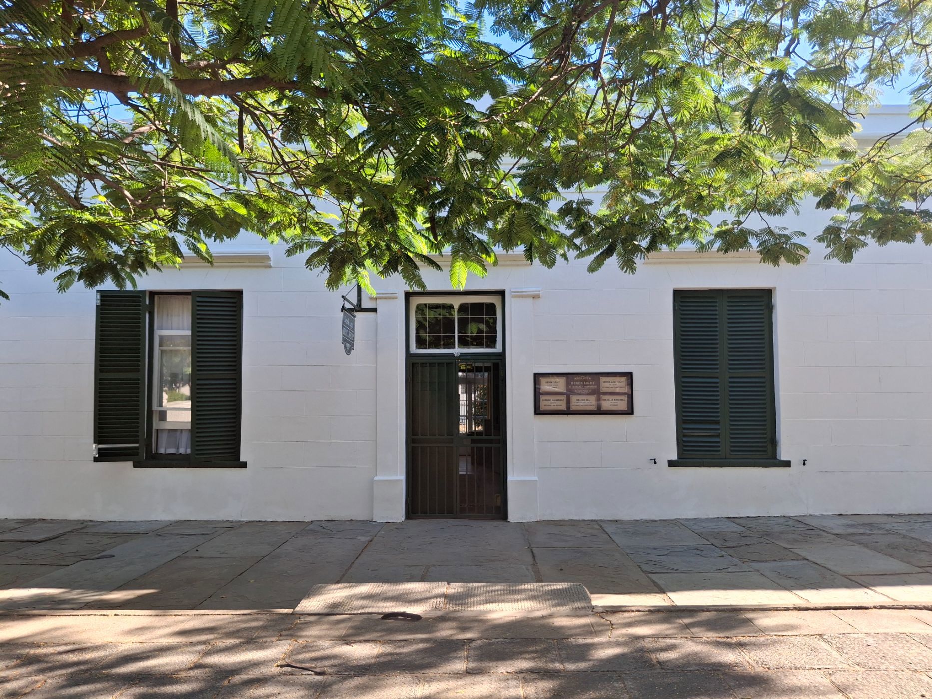 390 m&sup2; commercial office for sale in Graaff-Reinet