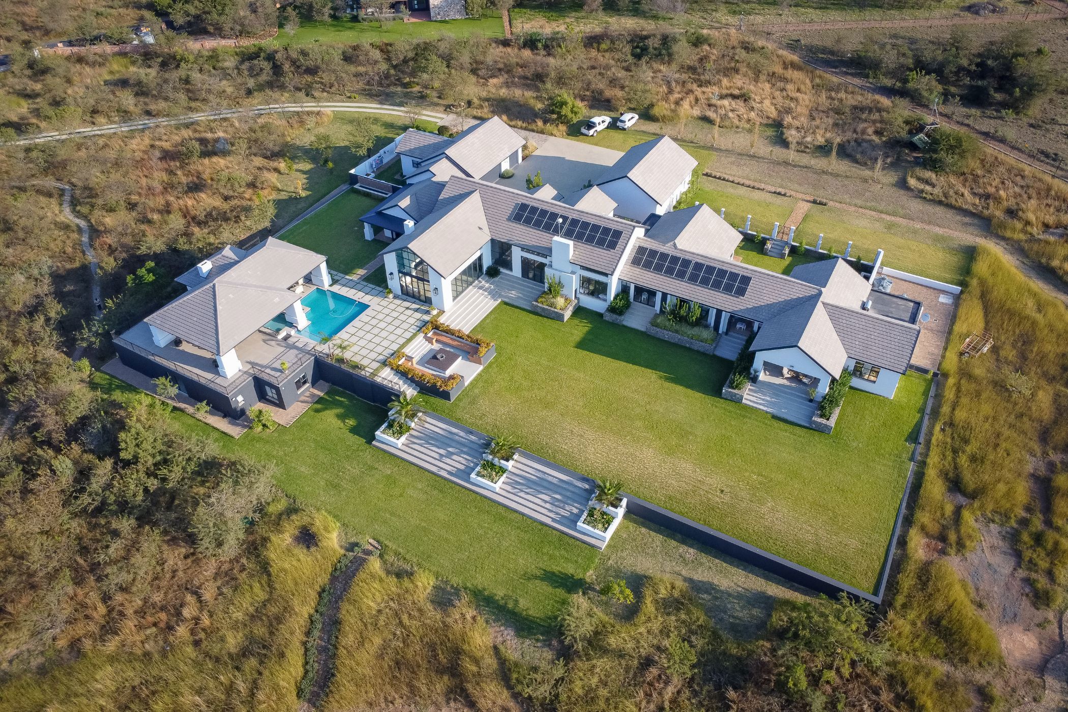 6 bedroom house for sale in Honingklip