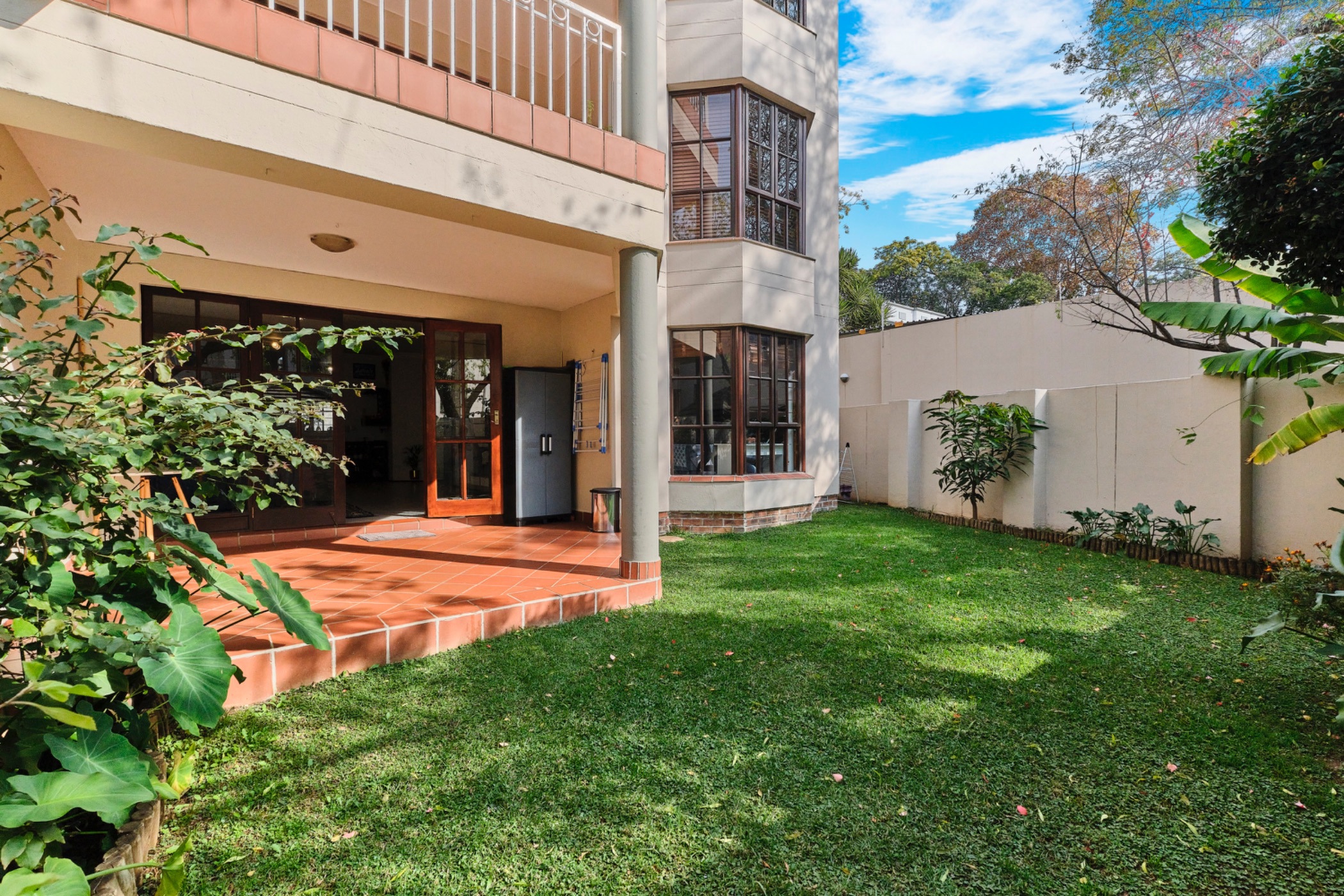 3 bedroom garden apartment for sale in Rivonia