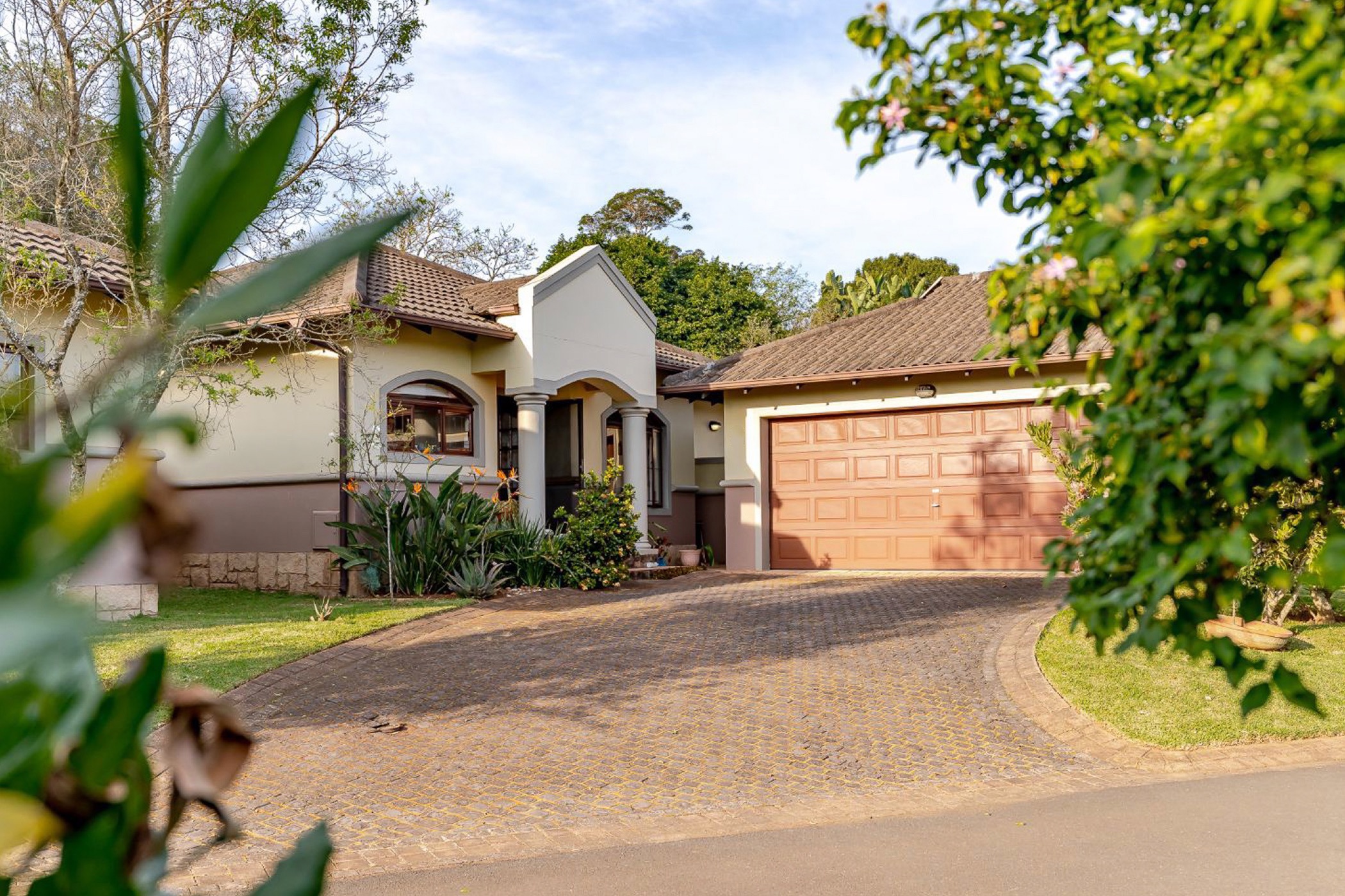 2 bedroom townhouse for sale in Le Domaine Estate