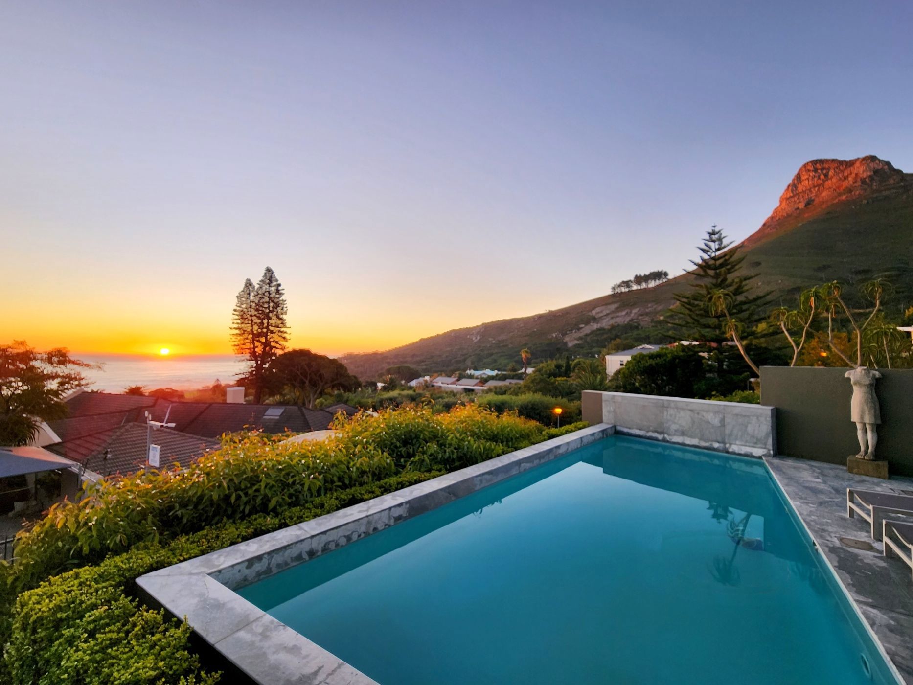 4 bedroom house for sale in Camps Bay