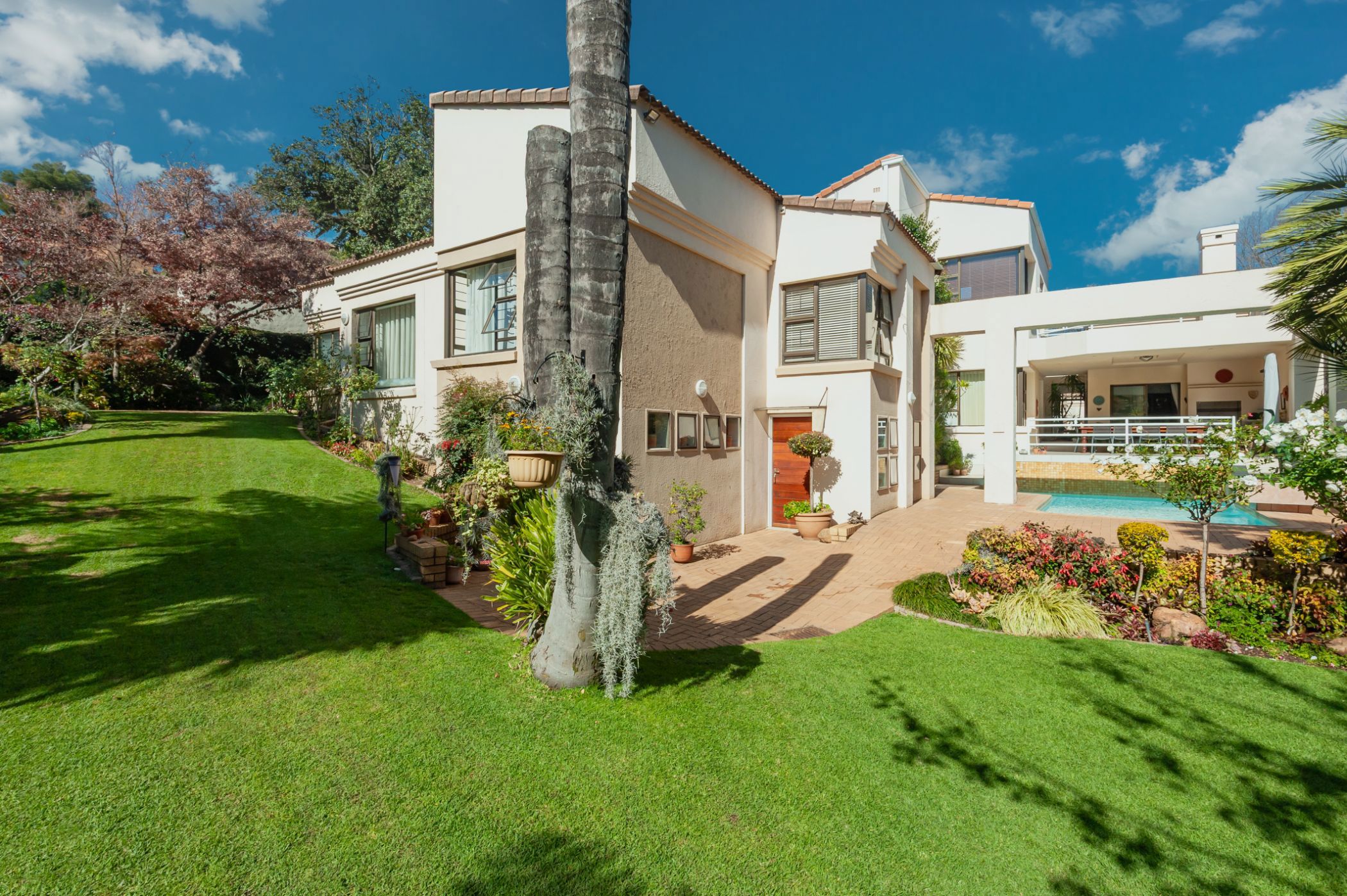 4 bedroom double-storey house for sale in Bedfordview