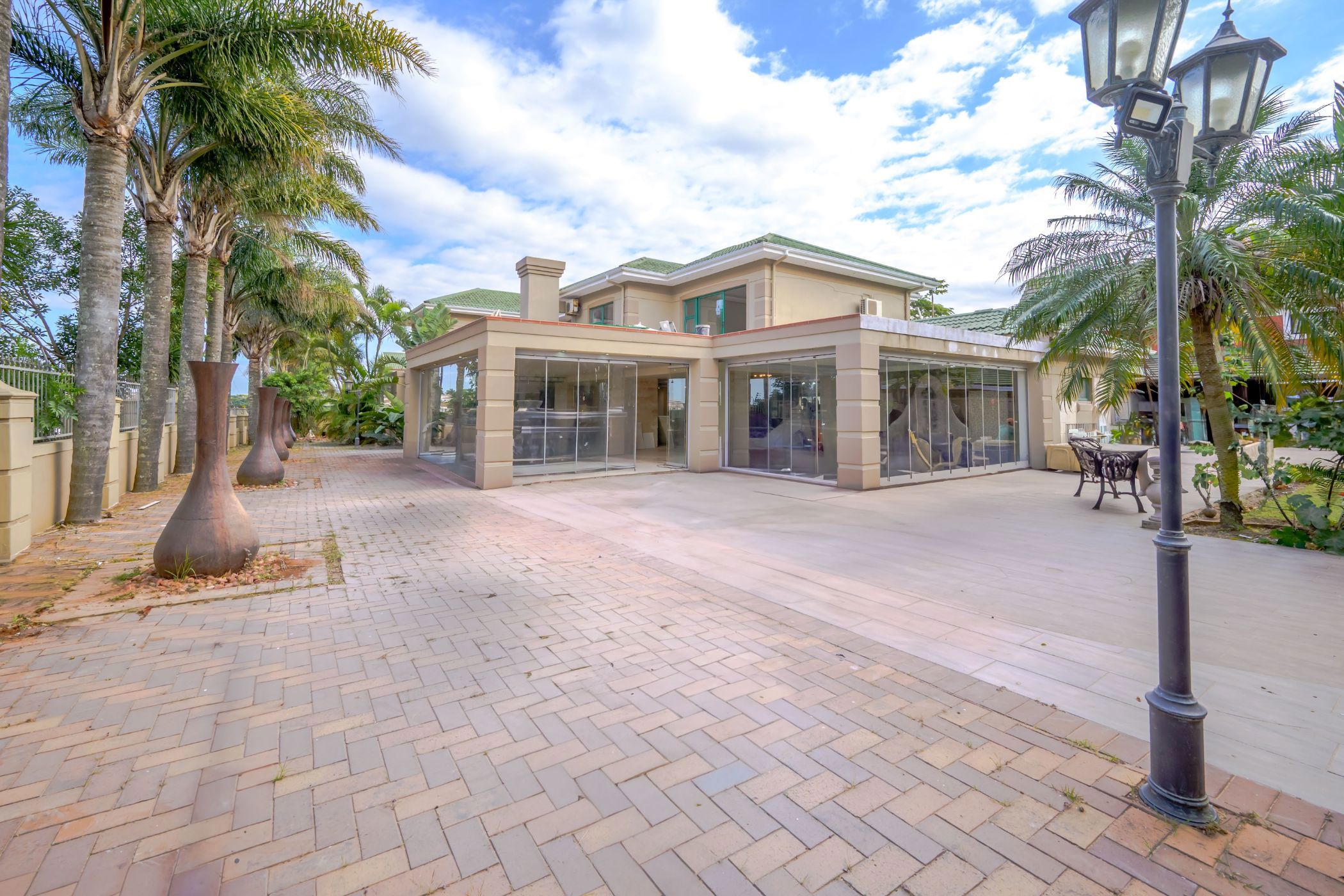 6 bedroom house for sale in Somerset Park (uMhlanga)