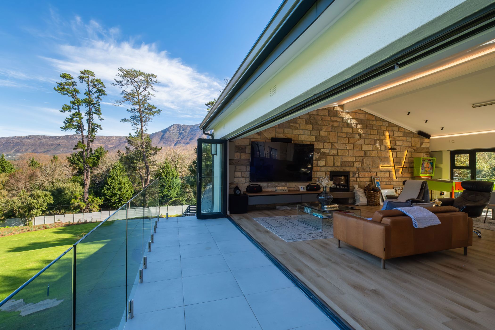4 bedroom house for sale in Constantia Upper
