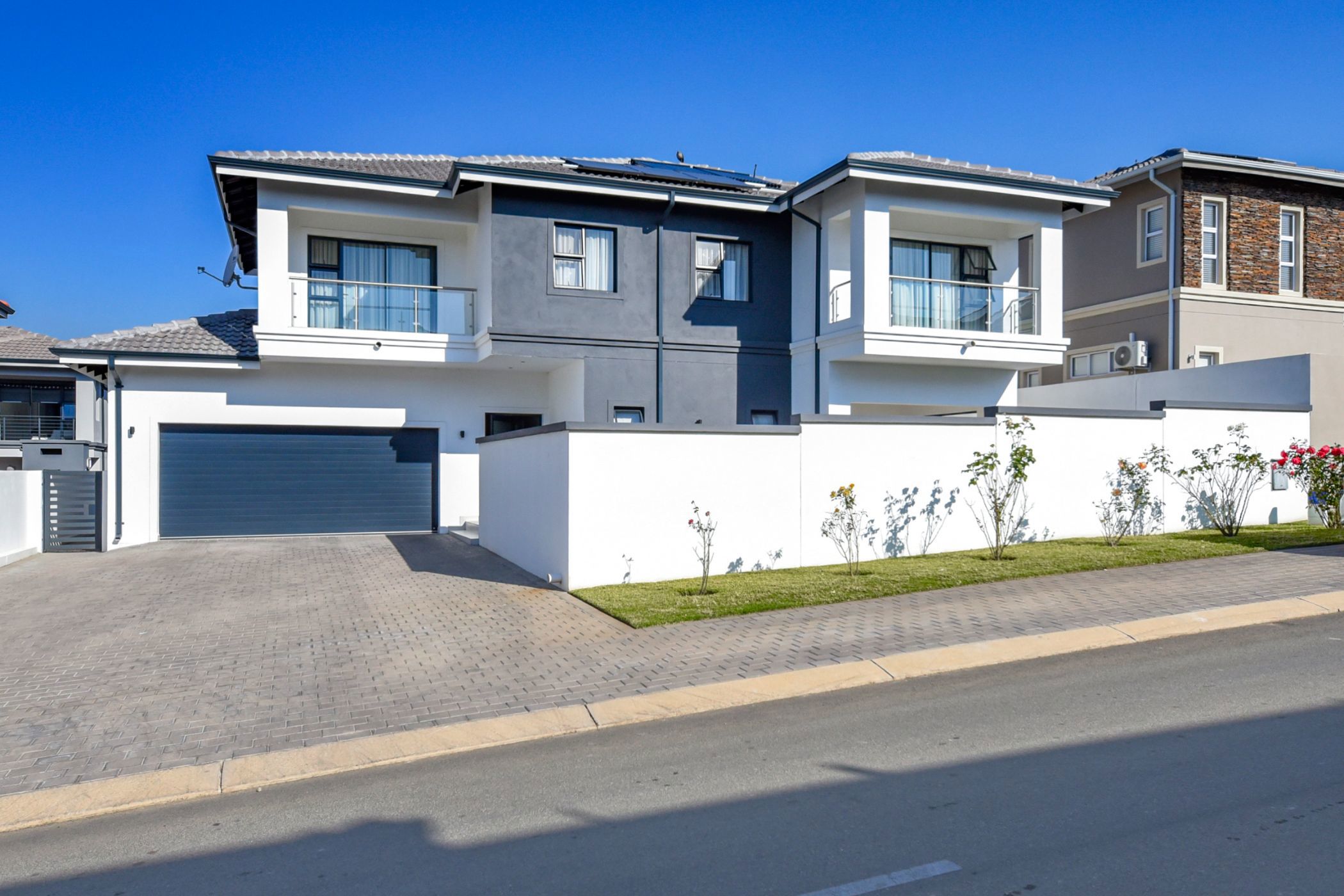 4 bedroom house for sale in Olivedale