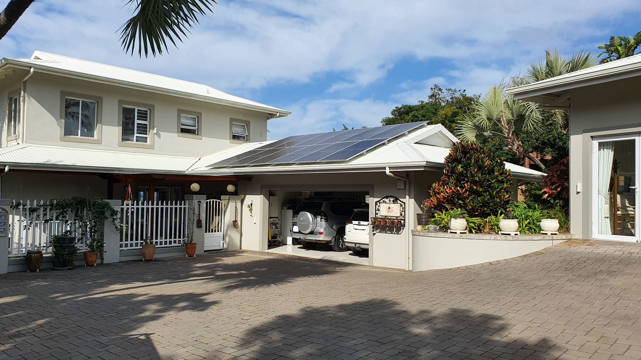 4 bedroom double-storey house for sale in Southbroom