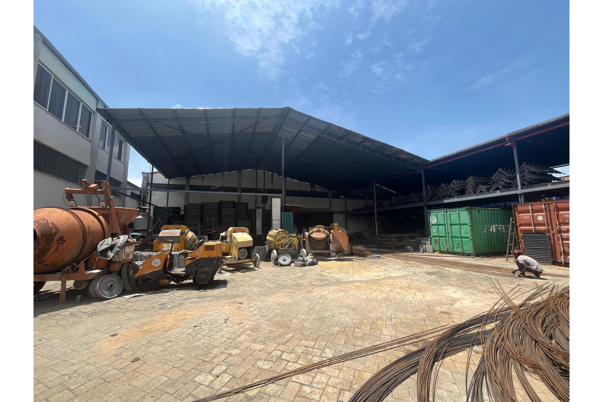0.9 acres commercial industrial property for sale in Mombasa Road (Kenya)