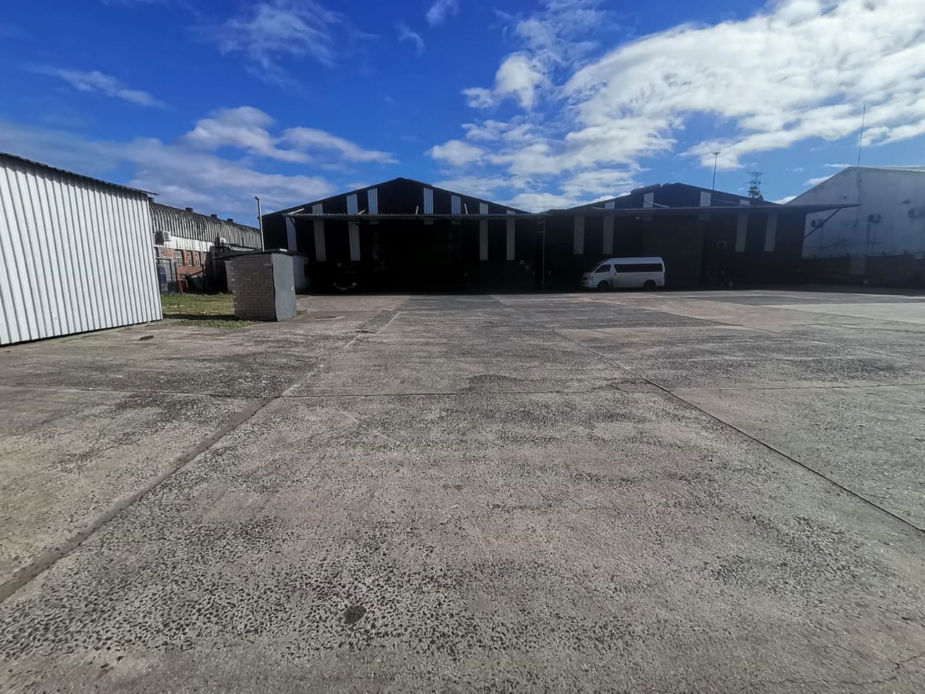 4971 m&sup2; commercial industrial property for sale in Phoenix (KwaZulu-Natal)