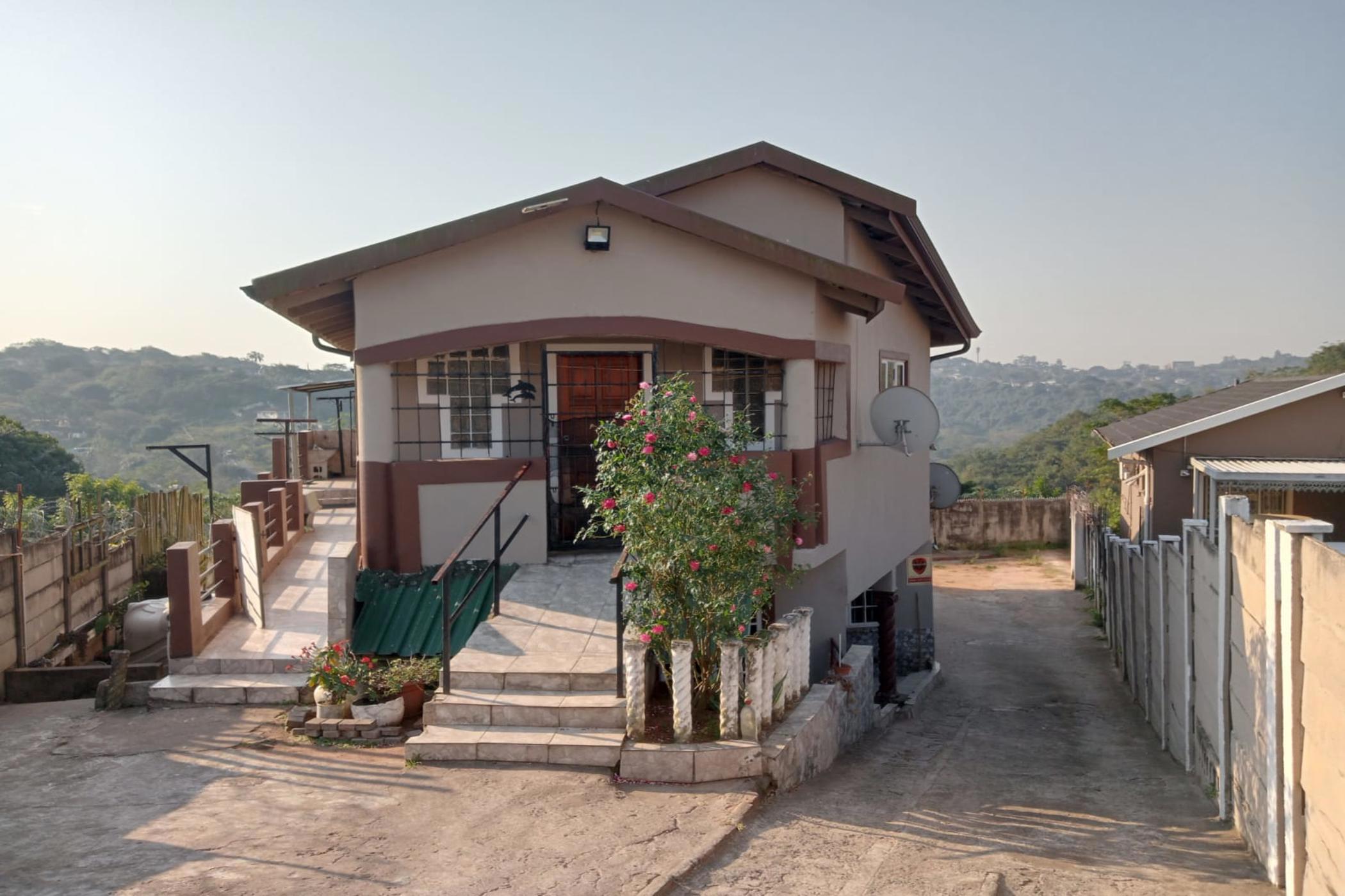 6 bedroom house for sale in Shallcross